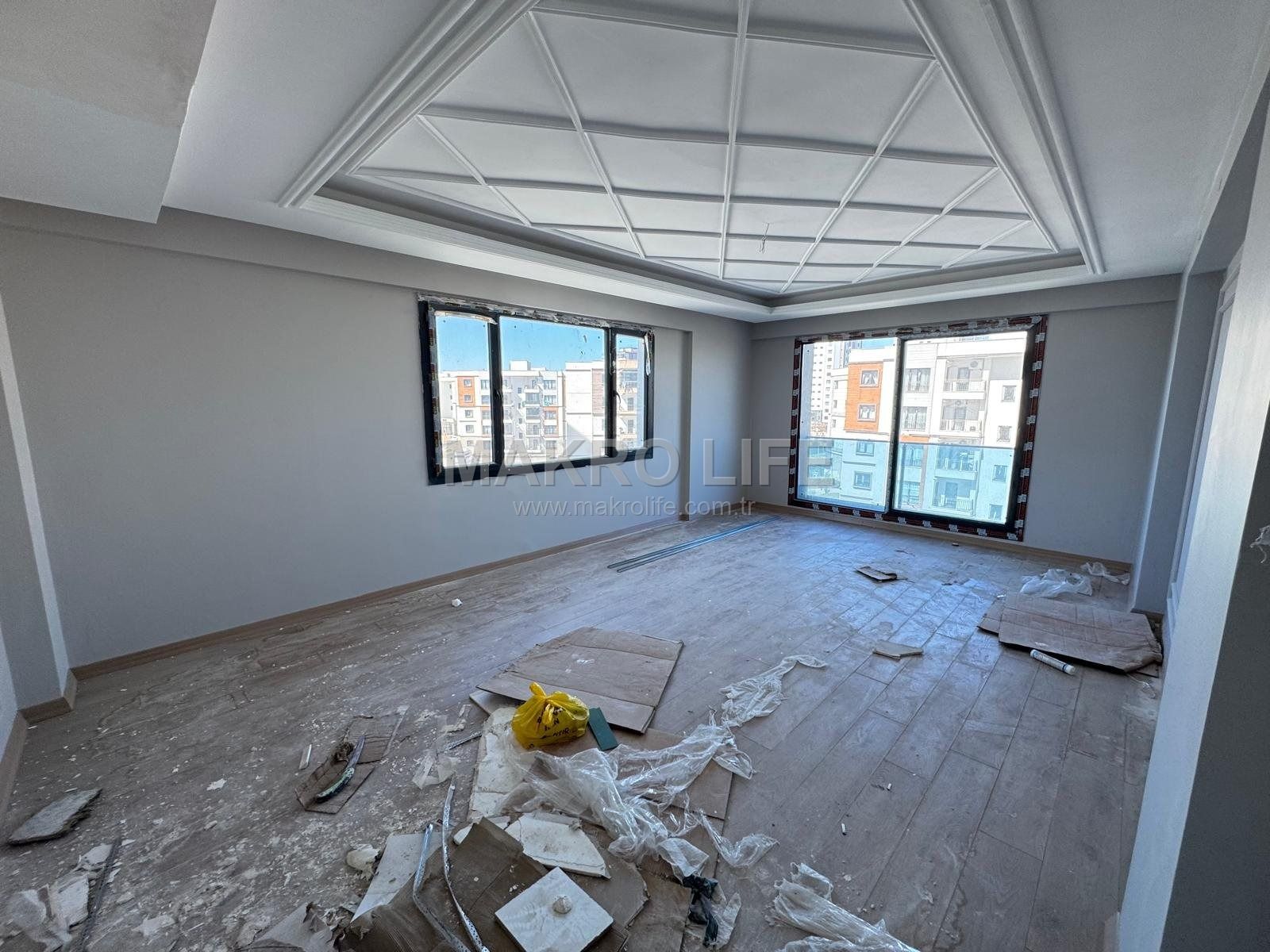 YENİ CEZAEVİ KARŞISI ELBEY KADİMDE ACİL SATILIK 4,5+1 FIRSAT DAİRE