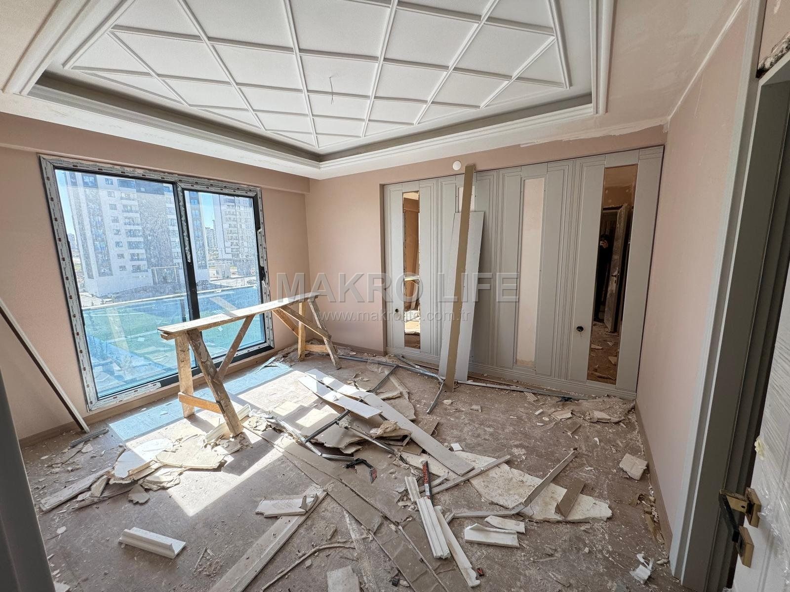 YENİ CEZAEVİ KARŞISI ELBEY KADİMDE ACİL SATILIK 4,5+1 FIRSAT DAİRE