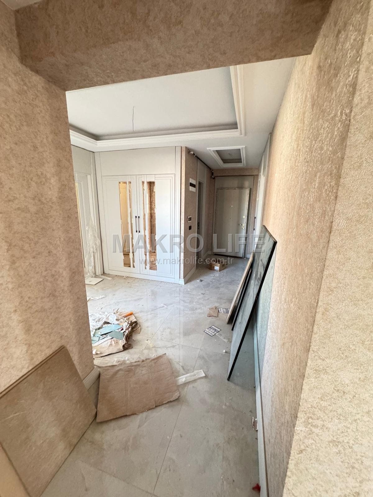 YENİ CEZAEVİ KARŞISI ELBEY KADİMDE ACİL SATILIK 4,5+1 FIRSAT DAİRE