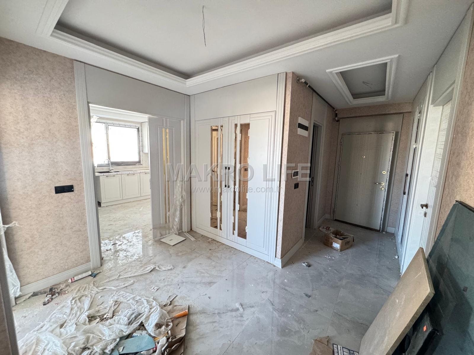 YENİ CEZAEVİ KARŞISI ELBEY KADİMDE ACİL SATILIK 4,5+1 FIRSAT DAİRE