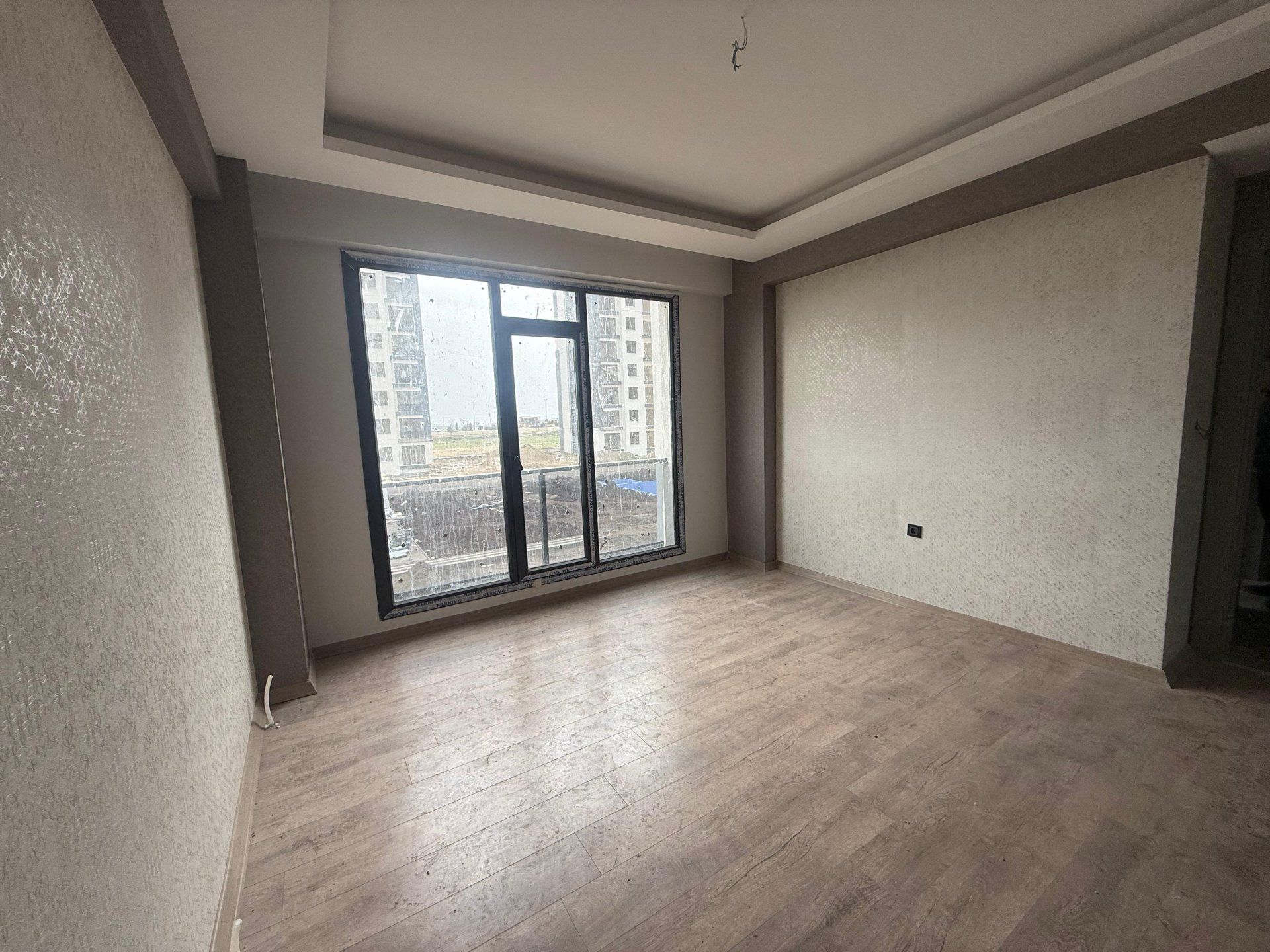 ALTINDAĞ CİVARI BYMEN AVZEM 2+1 HAVUZLU ARA KAT KİRALIK DAİRE