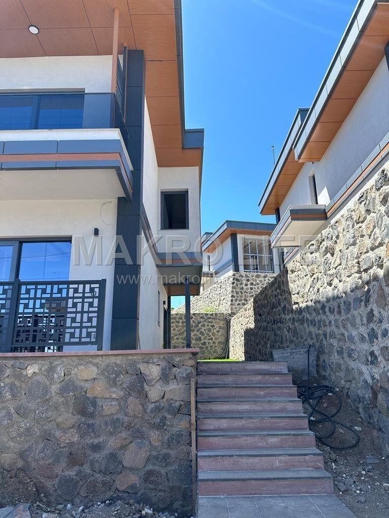 YENİ MARDİN YOLU ÜZERİ ULTRA LÜX 6+1 SATILIK VİLLA