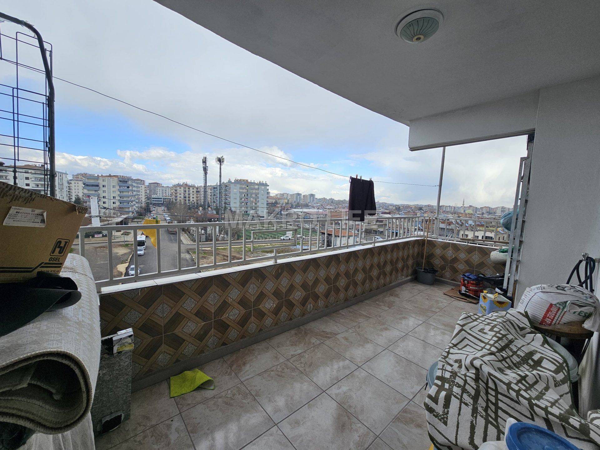 GAZİLER HALISAHA YANI 3+1 ARA KAT DAİRE