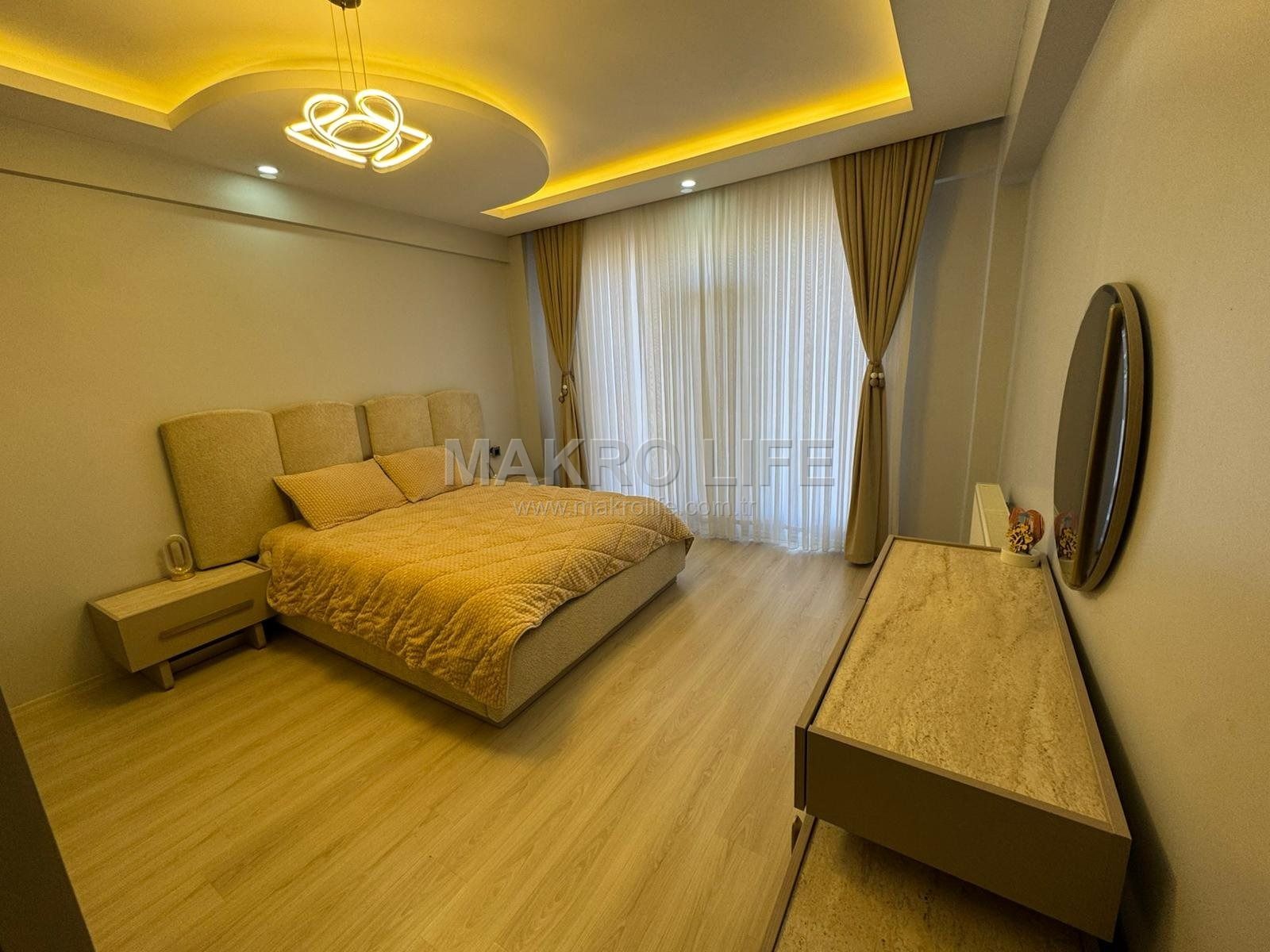 BAĞCILAR TOPTANCILAR'DA 2+1 FİYATINA 4+1 MÜSTAKİL EV