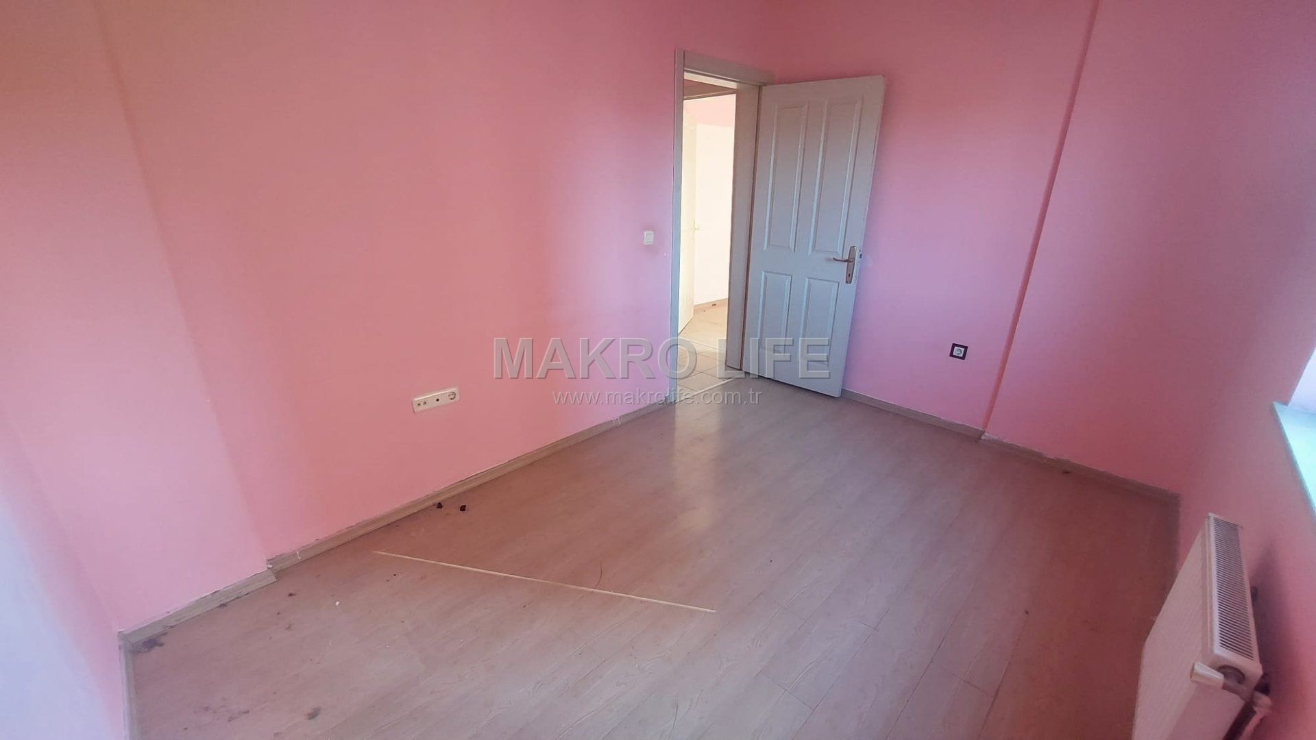 ÜÇKUYULAR TOKİ'DE TAŞINMAYA HAZIR SATILIK FIRSAT 2+1 ARAKAT DAİRE