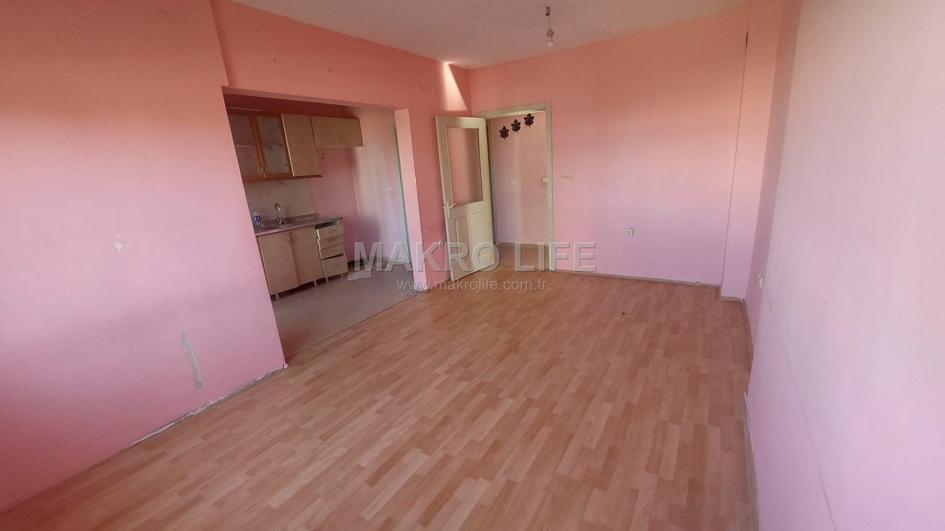 ÜÇKUYULAR TOKİ'DE TAŞINMAYA HAZIR SATILIK FIRSAT 2+1 ARAKAT DAİRE