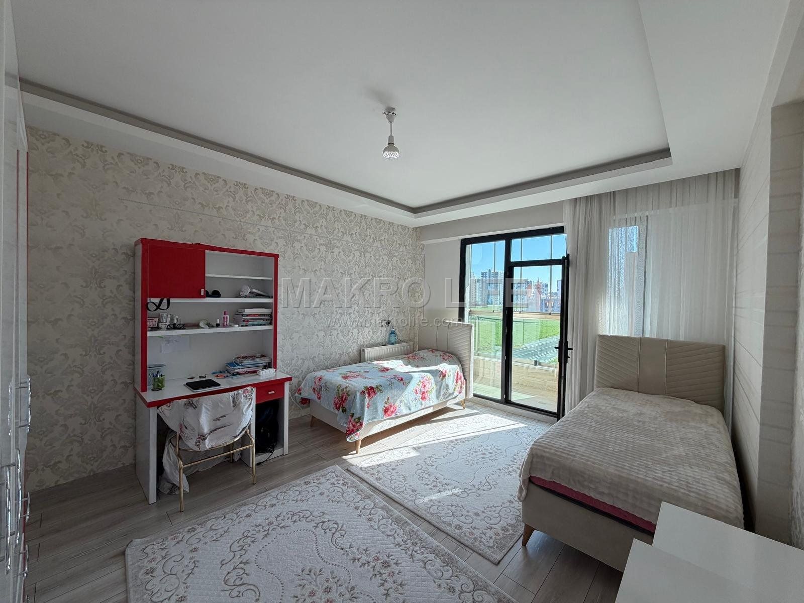 WİNSTOWN AVM SIRASINDA 4,5+1 TAM KONSEPT LÜX DAİRE