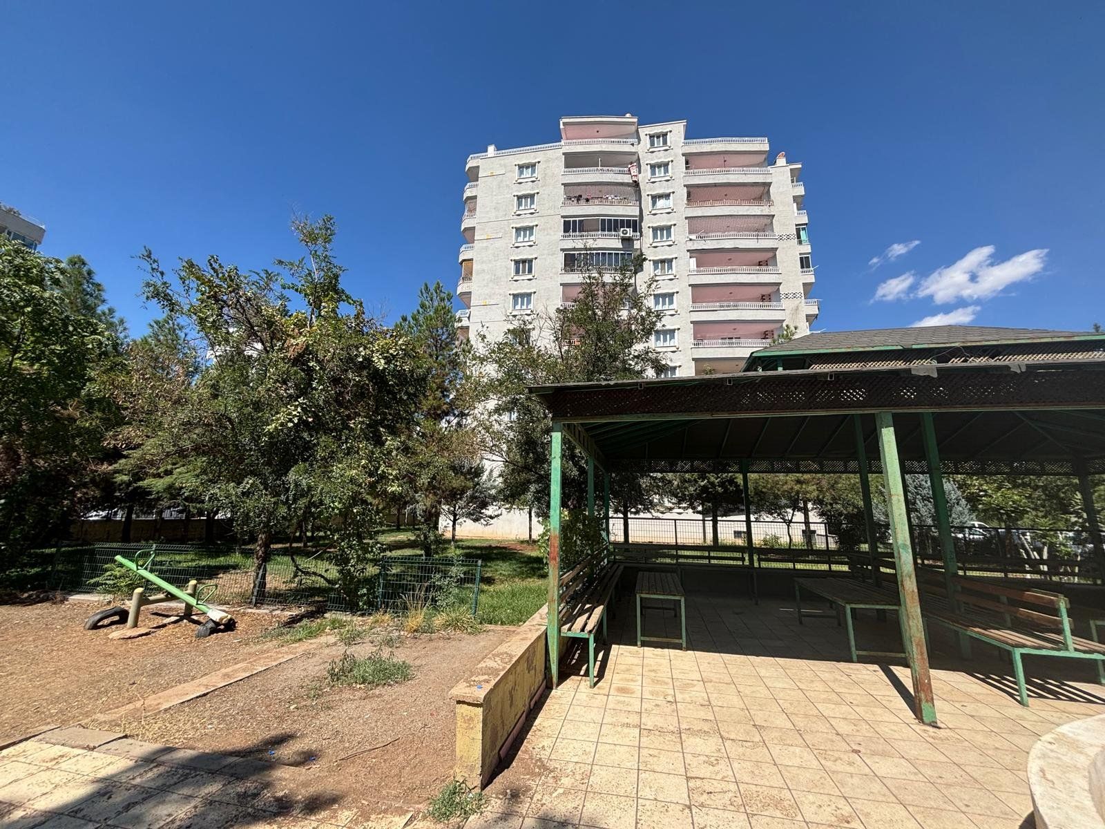 DİYARBAKIRIN EN GÖZDE SİTESİ SATIŞTA ERBAB YAŞAM 2 YAPI KALİTESİYLE SATILIK ULTRA LÜKS 4+3 DUBLEKS DAİRE