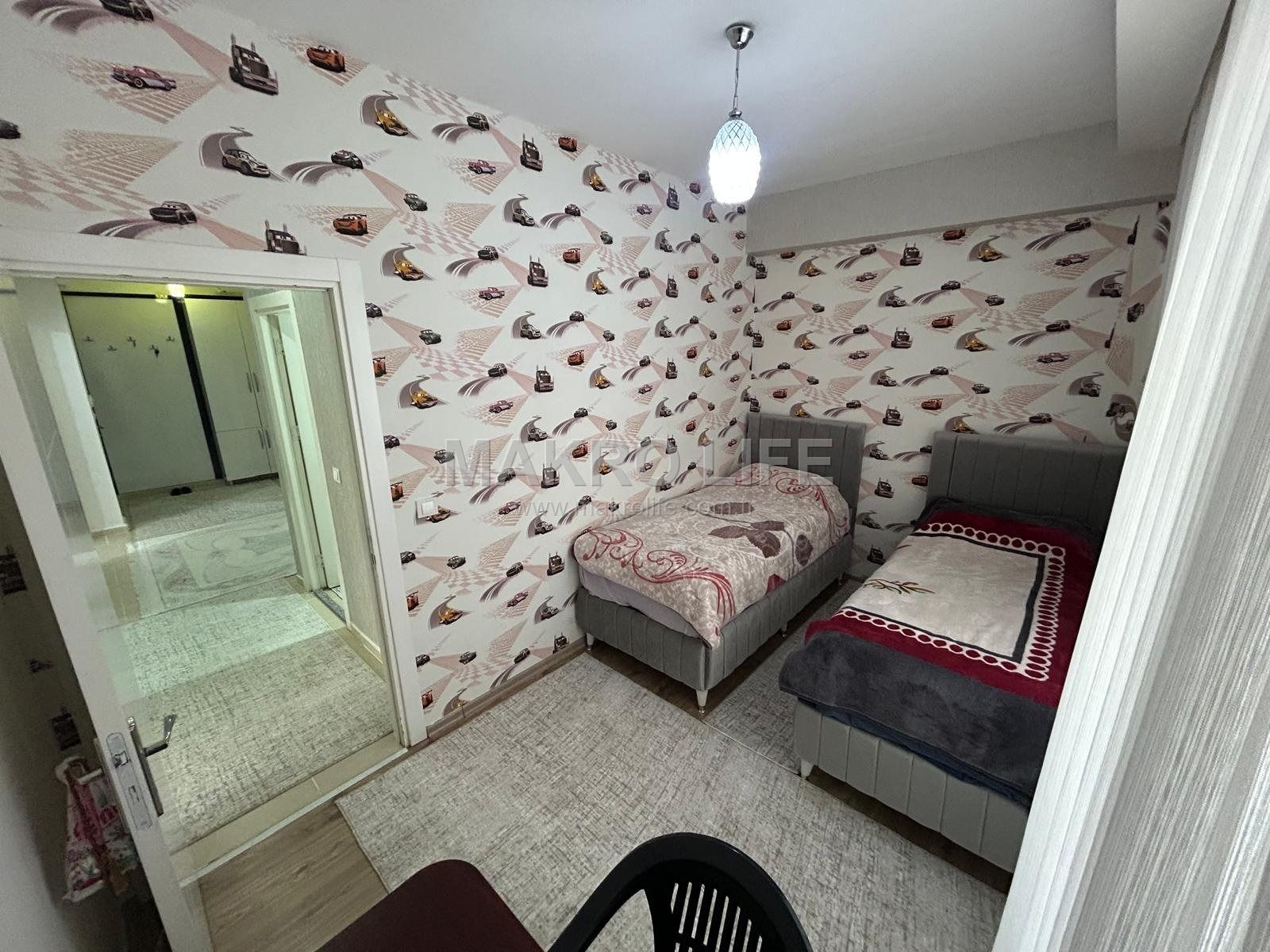 FABRİKA MAHALLESİ CADDE ÜZERİNDE SATILIK 3+1 DAİRE!