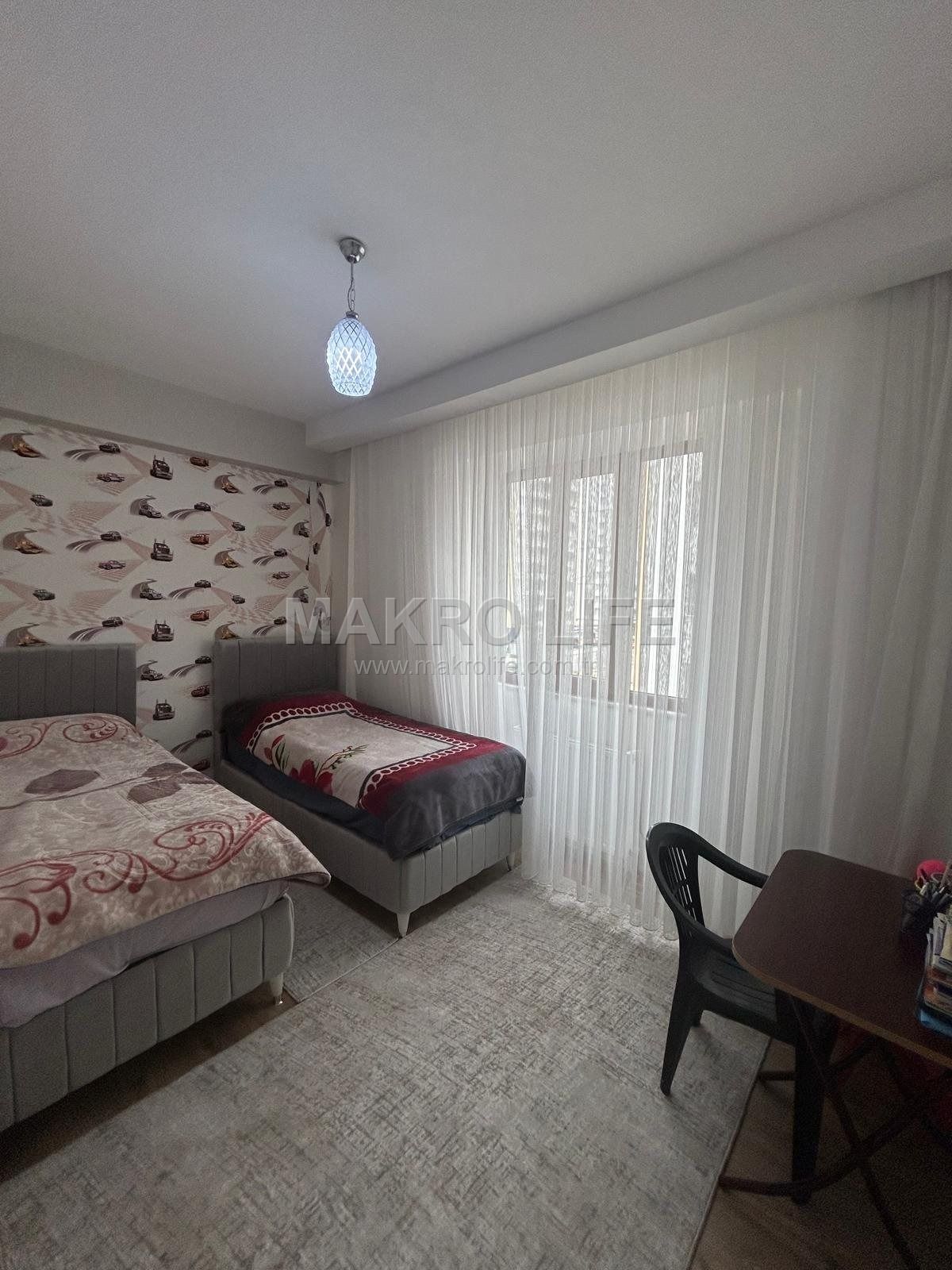 FABRİKA MAHALLESİ CADDE ÜZERİNDE SATILIK 3+1 DAİRE!