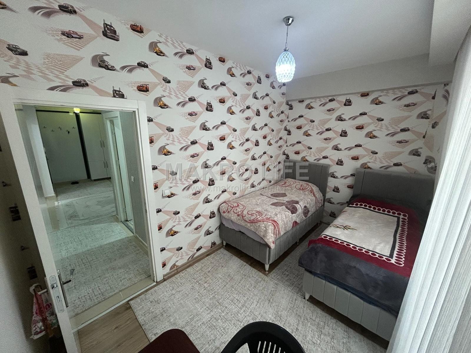 FABRİKA MAHALLESİ CADDE ÜZERİNDE SATILIK 3+1 DAİRE!