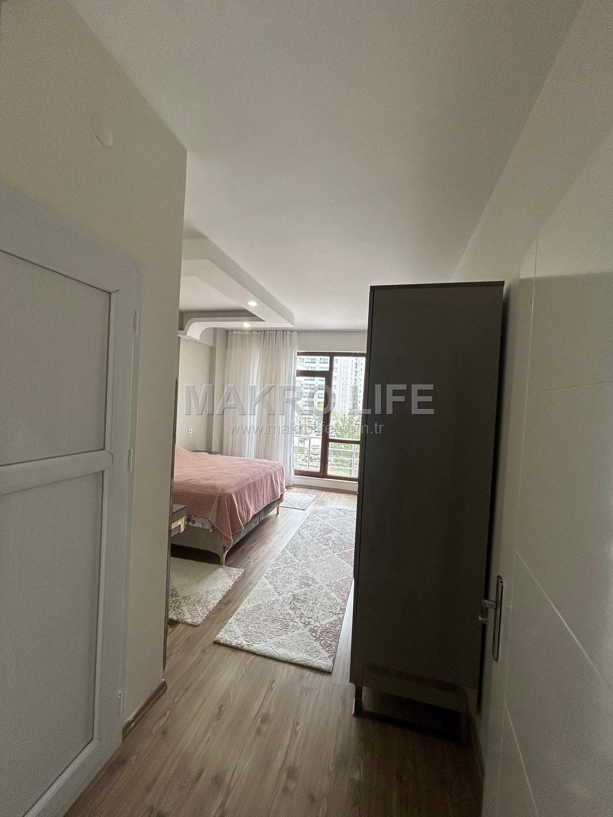 FABRİKA MAHALLESİ CADDE ÜZERİNDE SATILIK 3+1 DAİRE!