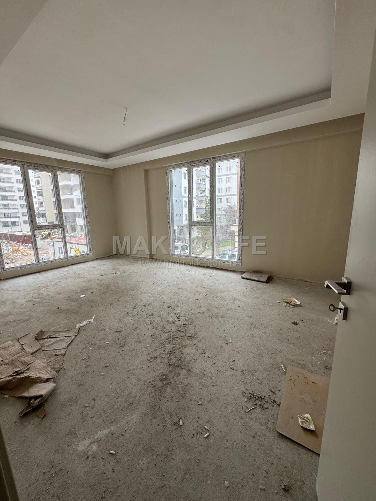 ACİL SATILIK DİCLEKENTTE SIFIR 3+1 TEMİZ DAİRE