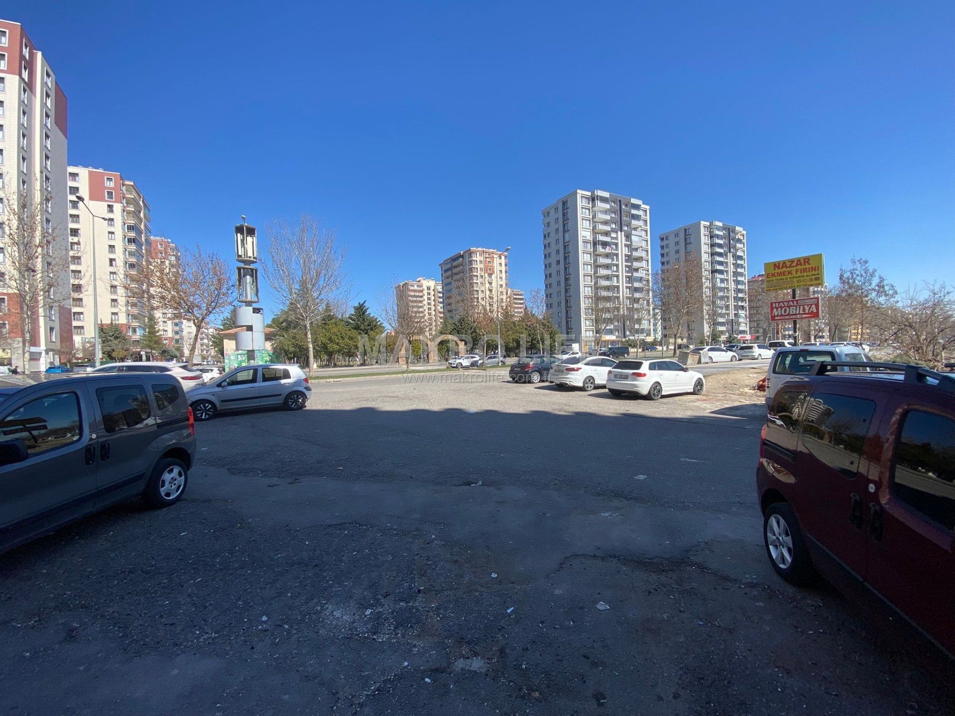 KENT MEYDANINA YÜRÜME MESAFESİNDE SİTE İÇERİSİNDE ACİL SATILIK DÜKKAN