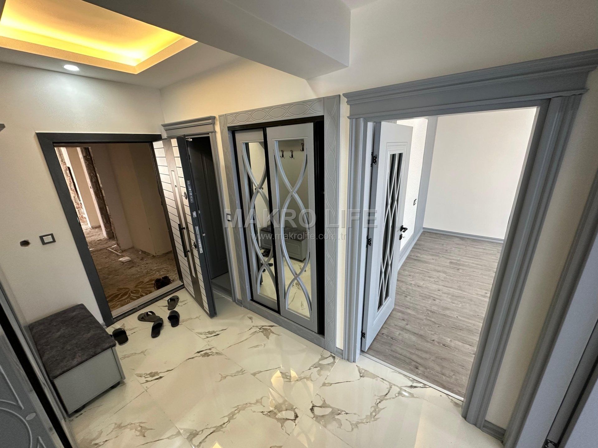 ACİLL SATILIK 450 EVLERDE YERDEN ISITMALI 3+1 DAİRE