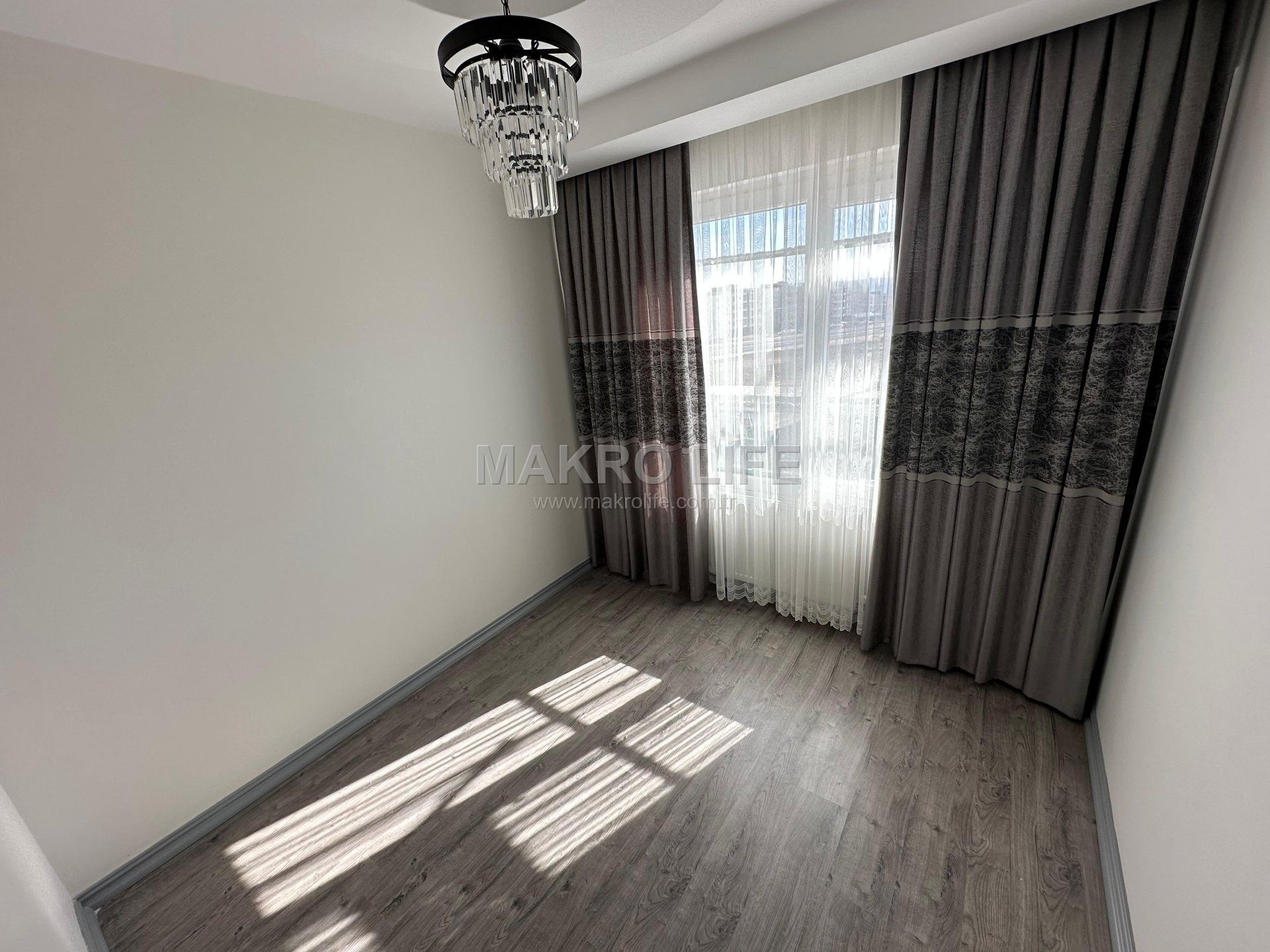 ACİLL SATILIK 450 EVLERDE YERDEN ISITMALI 3+1 DAİRE