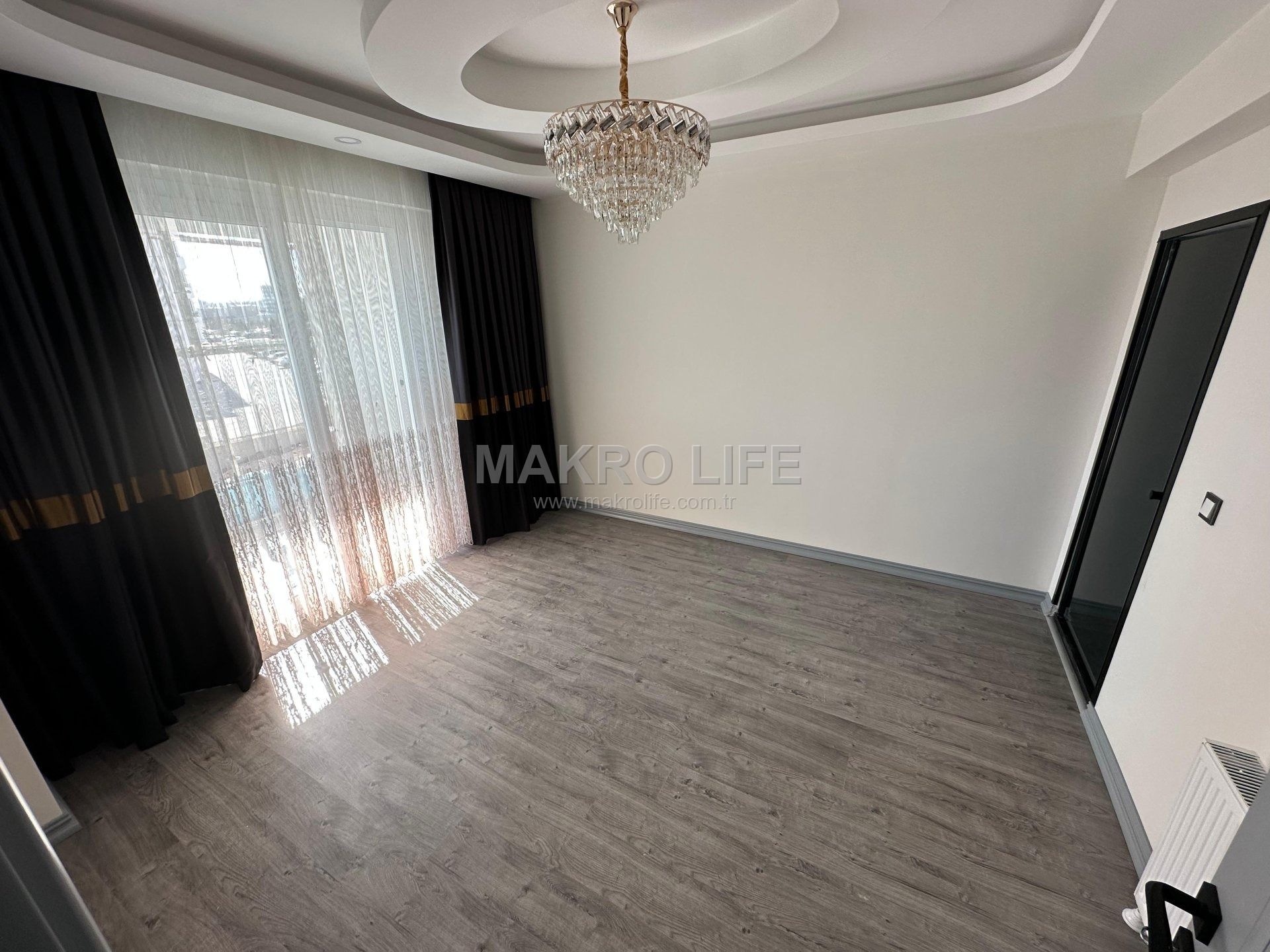 ACİLL SATILIK 450 EVLERDE YERDEN ISITMALI 3+1 DAİRE