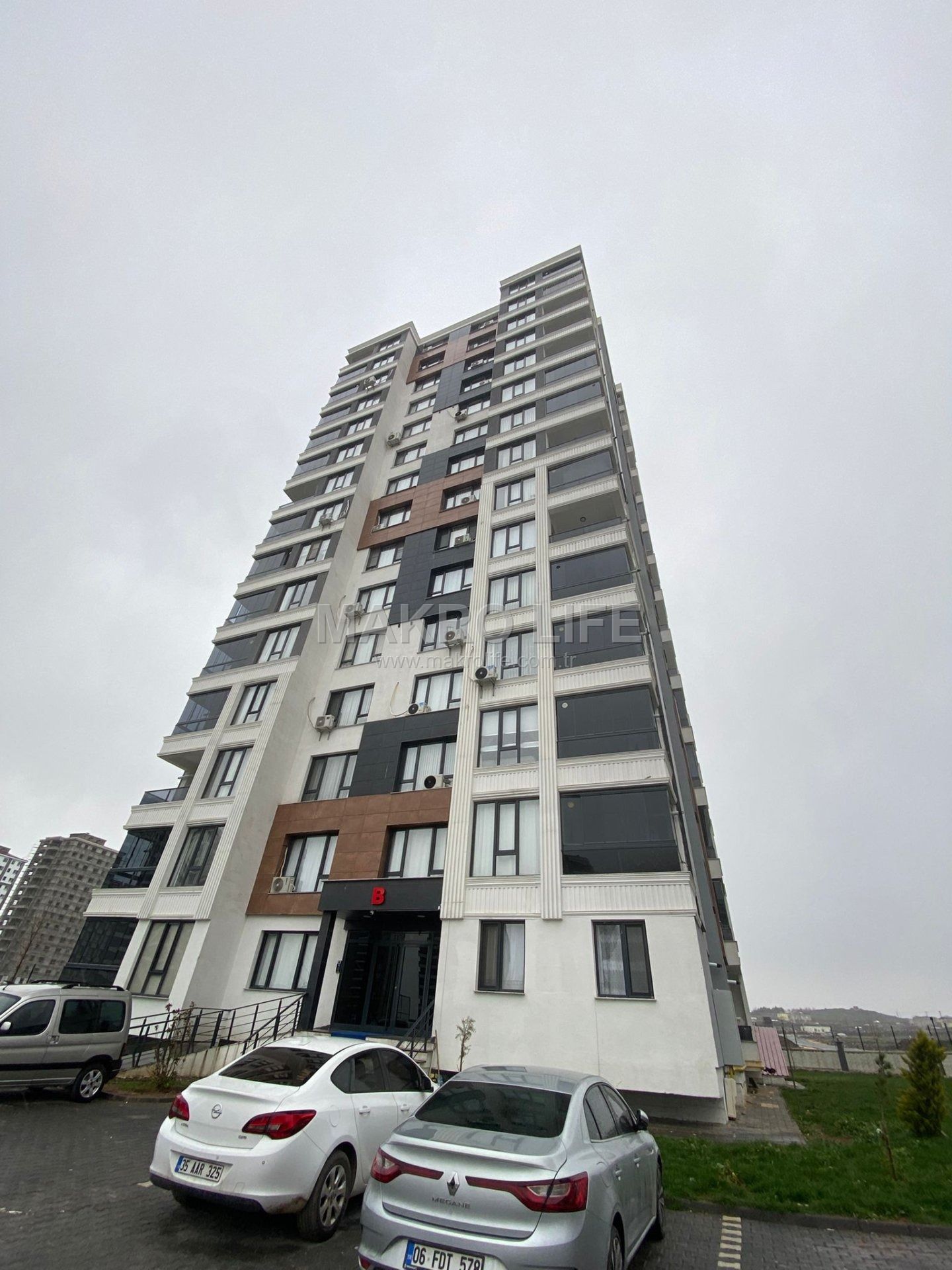 YENİ CEZAEVİ KARŞISI SATILIK 3,5+1 DAİRE