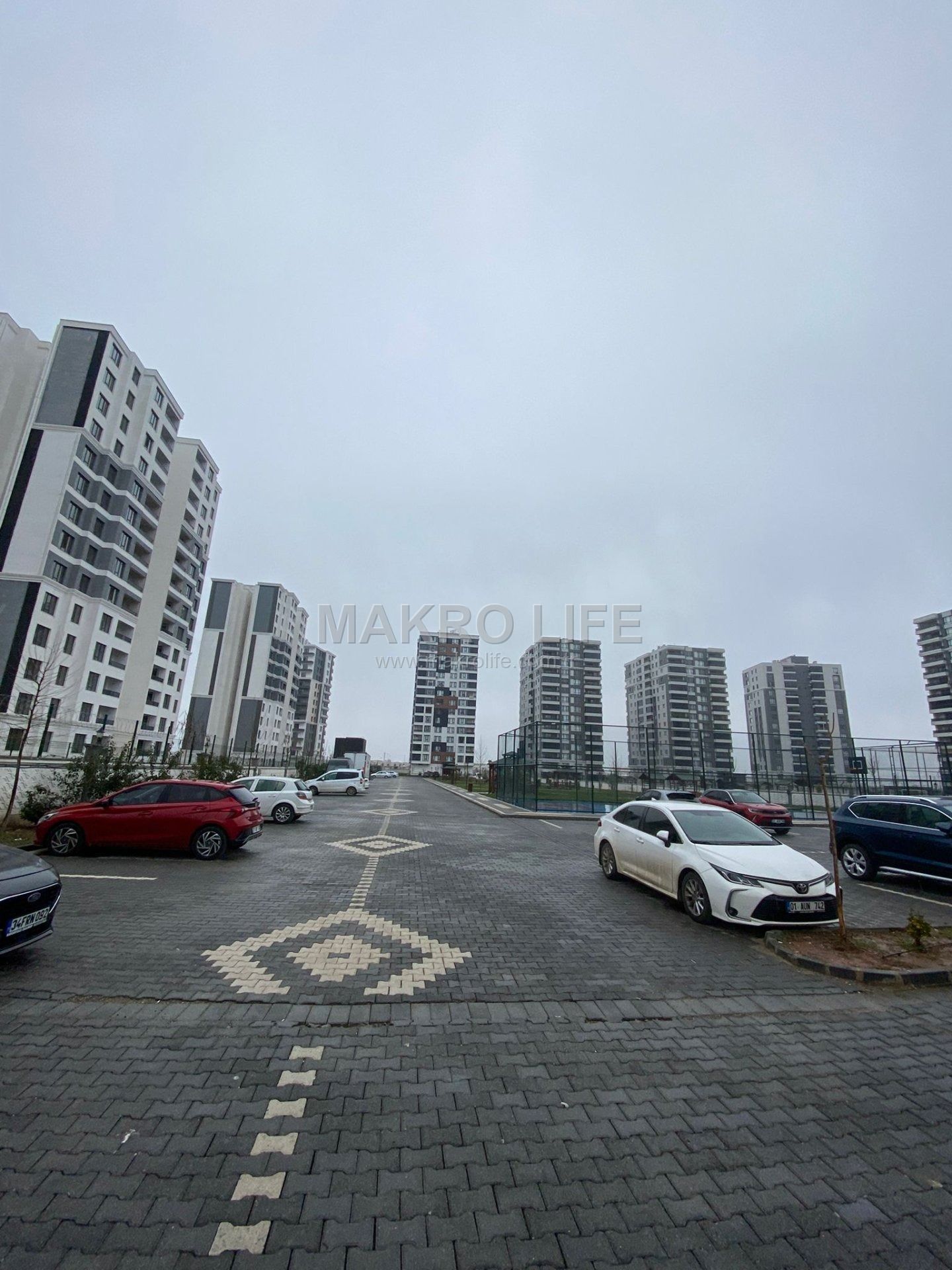 YENİ CEZAEVİ KARŞISI SATILIK 3,5+1 DAİRE