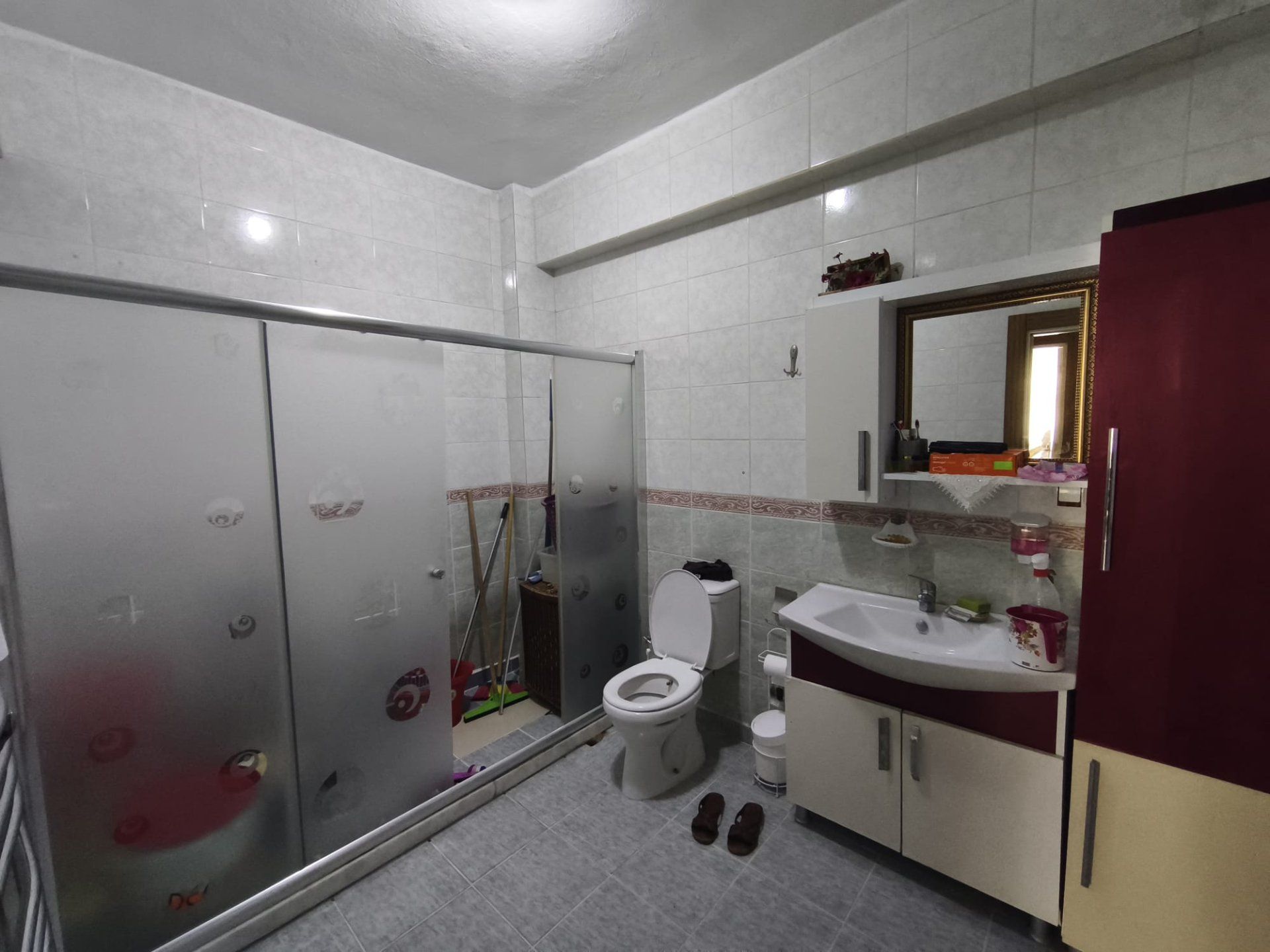 URFA YOLU ÜZERİ CEYLANLAR KARŞISI SATLIK 3+1 MASRAFLI GENİŞ DAİRE