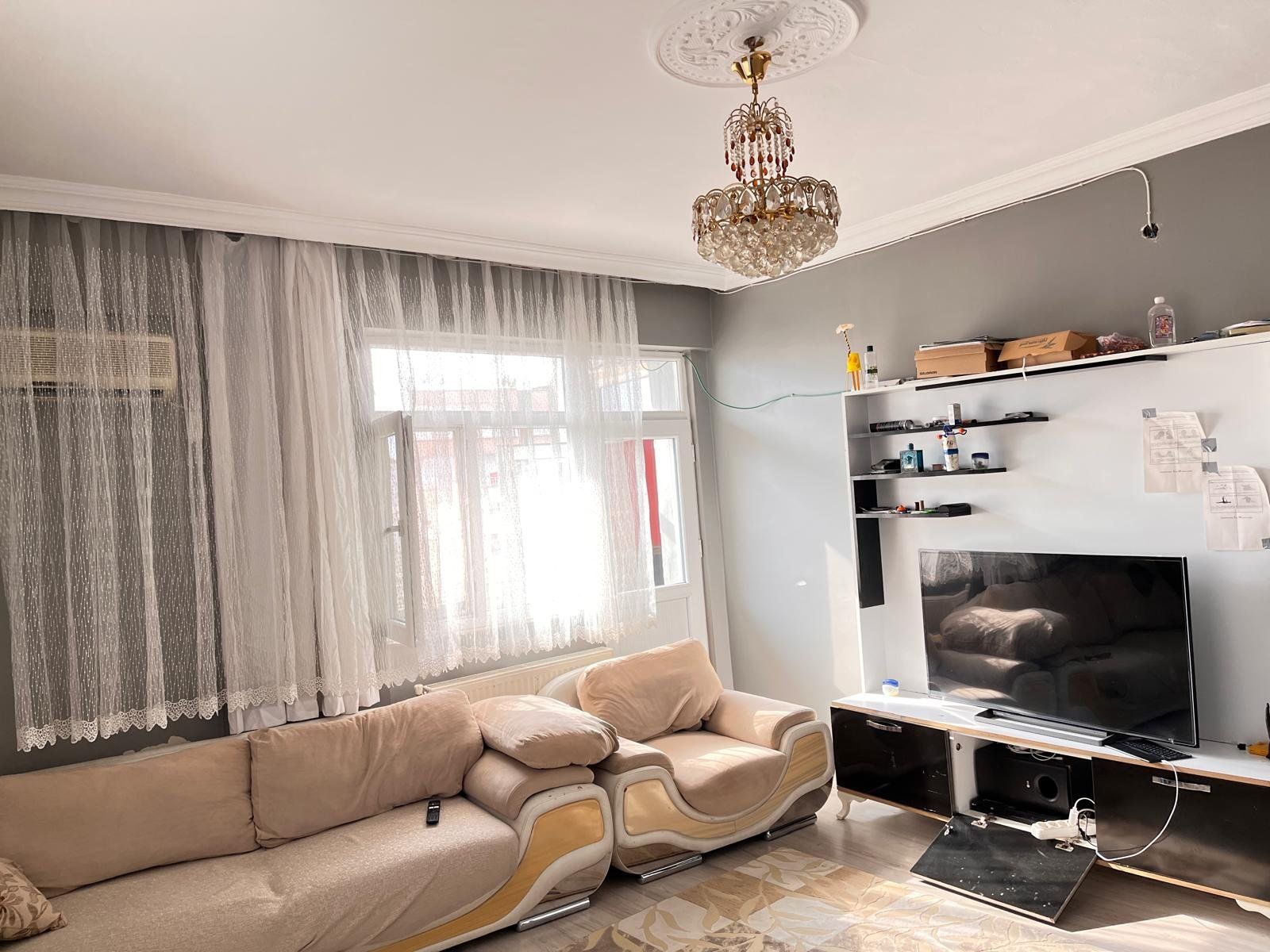 HUZUREVLERİ CAMİ KÖŞESİ 2+1 ACİL SATILIK DAİRE