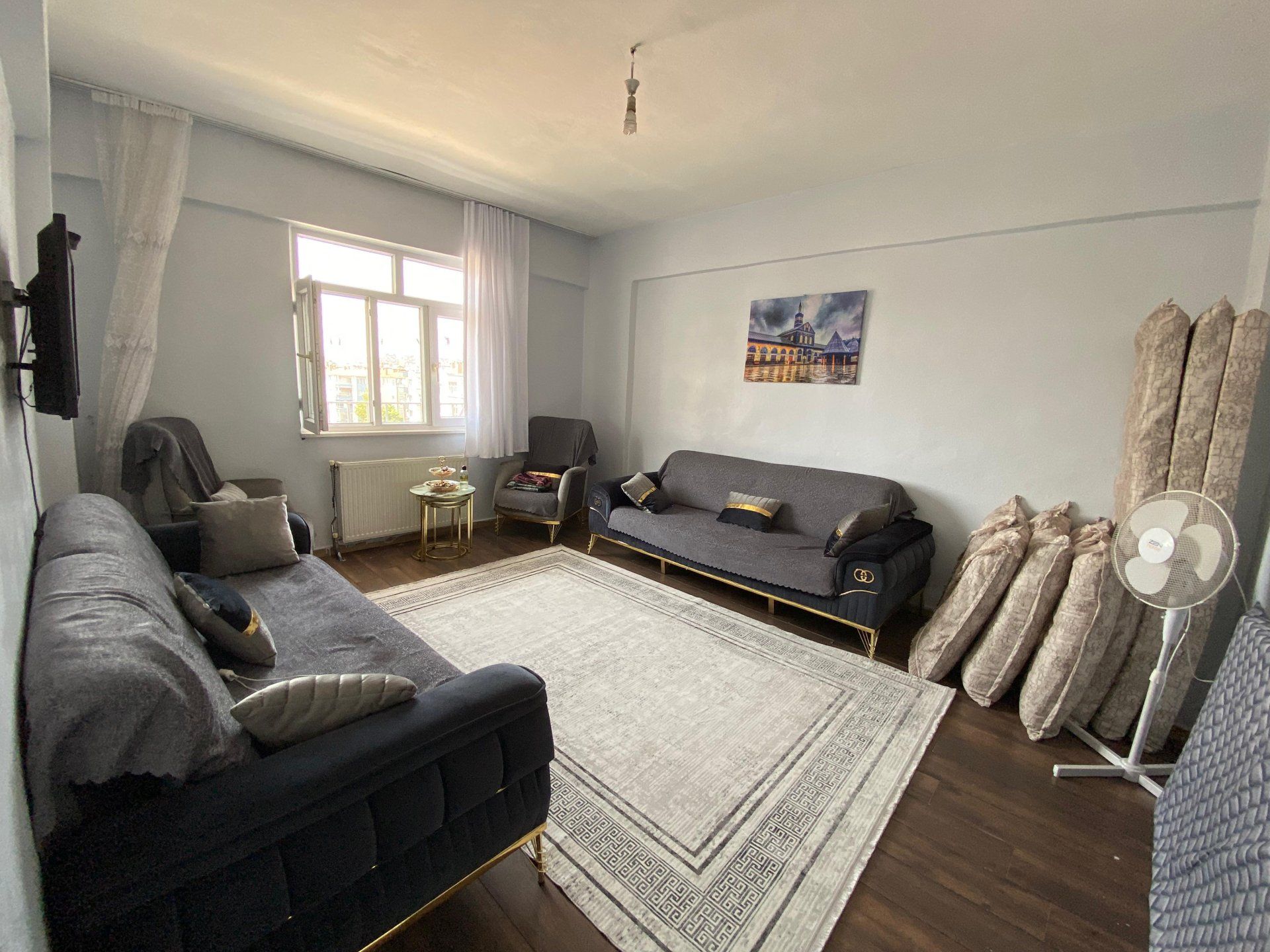 HUZUREVLERİ MEKKE CAMİ CİVARI 3+1 SATILIK DAİRE