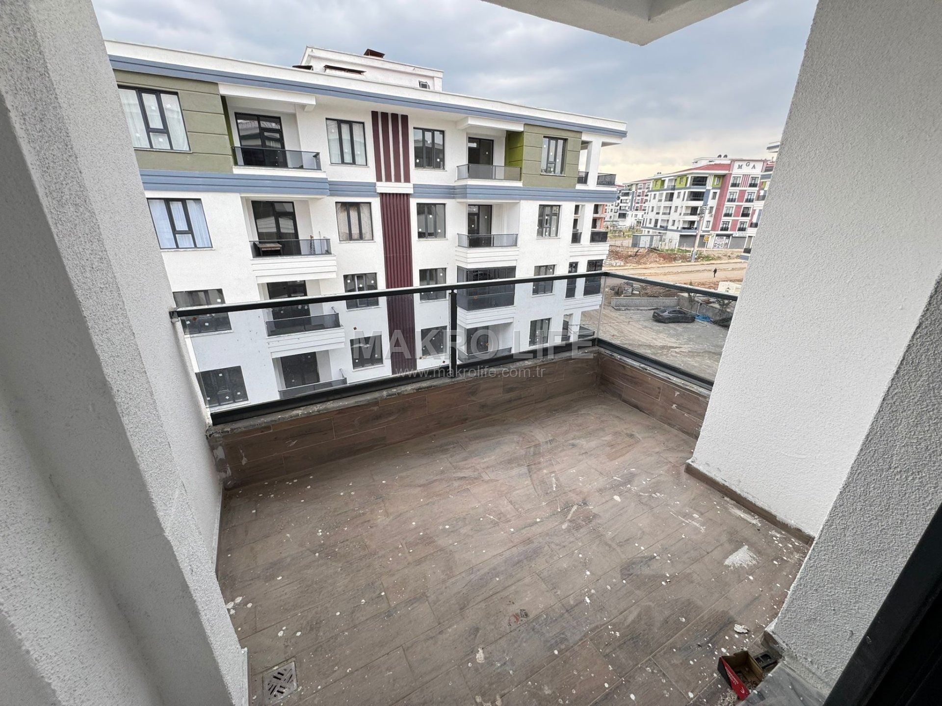 450 EVLER MGA YAPIDA ACİL SATILIK 3,5+1 ARA KAT DAİRE