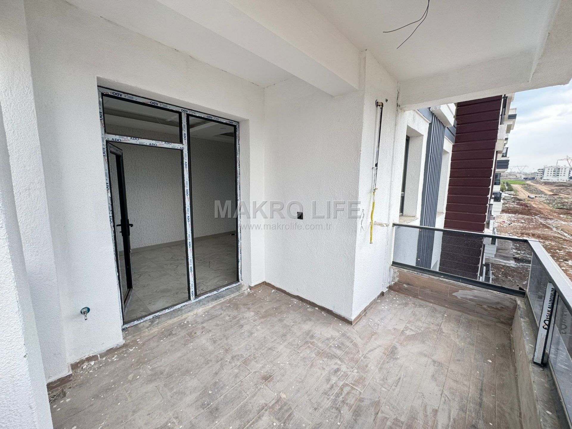 450 EVLER MGA YAPIDA ACİL SATILIK 3,5+1 ARA KAT DAİRE