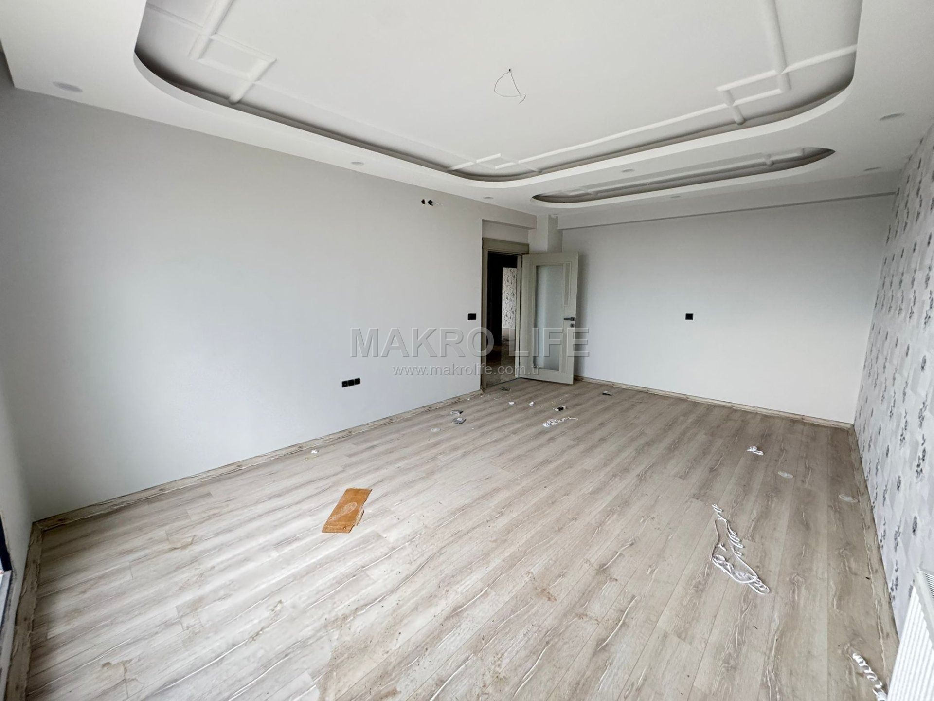 450 EVLER MGA YAPIDA ACİL SATILIK 3,5+1 ARA KAT DAİRE