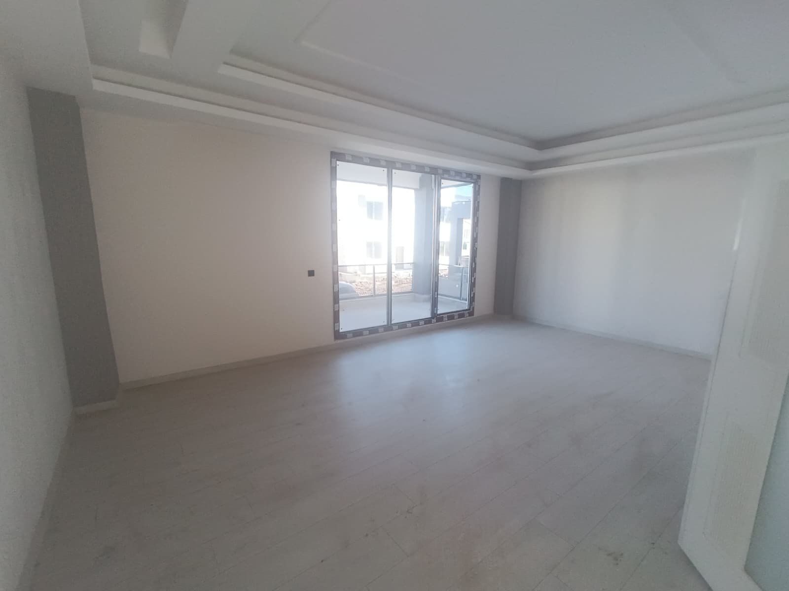 450 EVLER DE SATILIK 6+1 TRİPLEKS VİLLA
