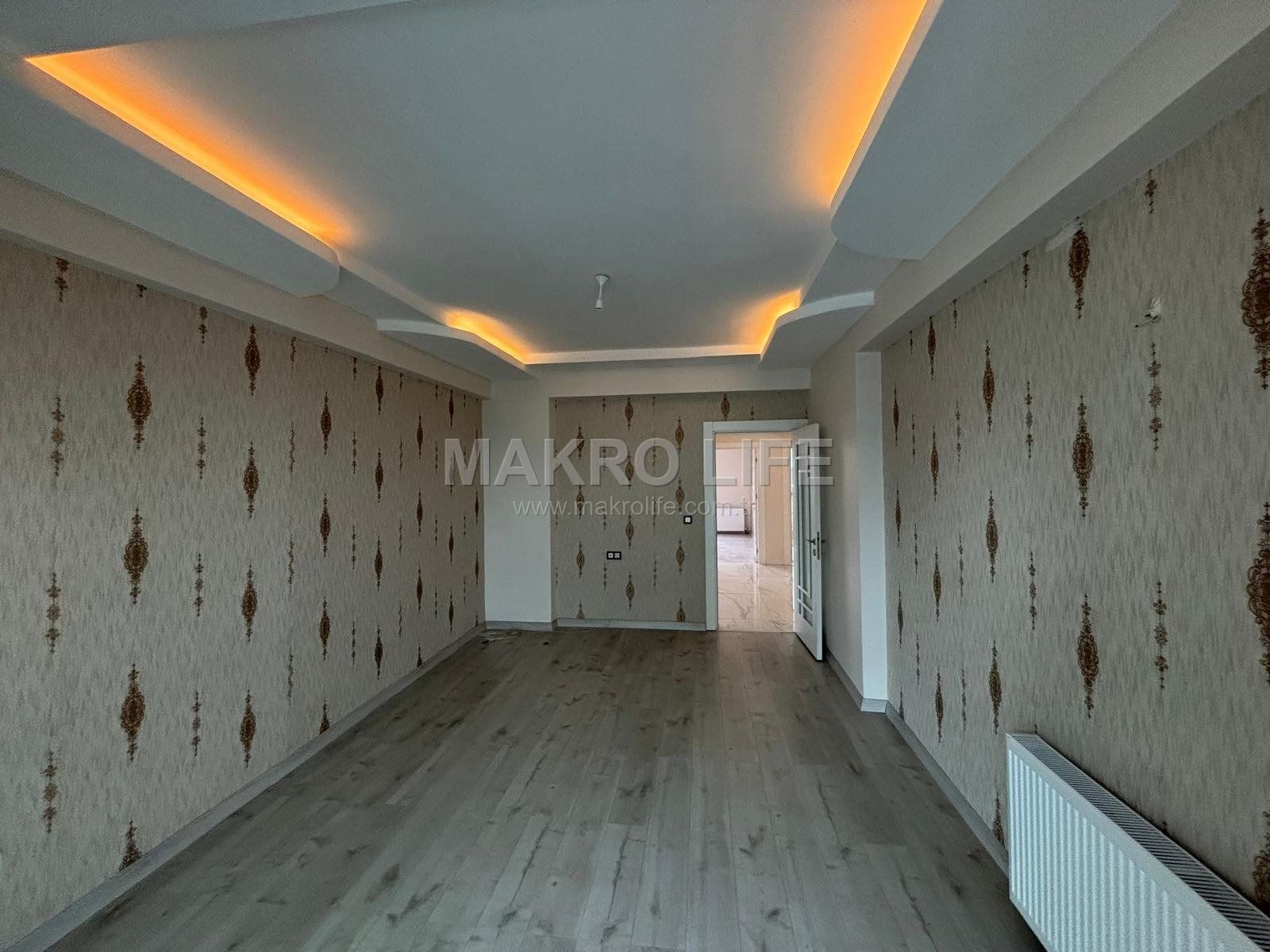 MAKRO LİFE WİNSTOWN CIVARI ADLİ TIP ARASINDA FULL YAPILI 4,5+1 DAİRE SATIYOR