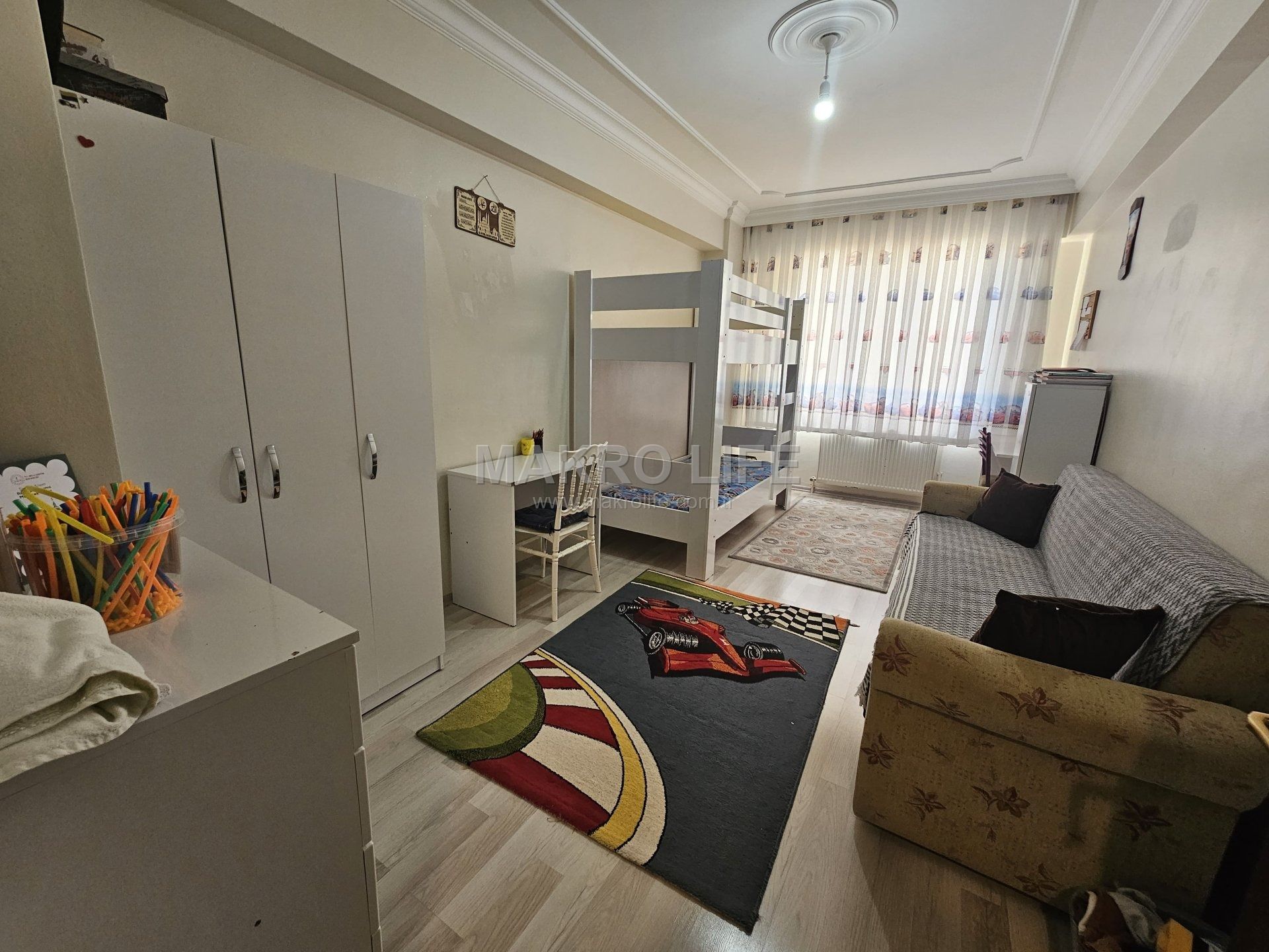DİCLEKENTİN EN GÜZEL KONUMUNDA SATILIK FUL YAPILI FIRSAT 3+1 DAİRE