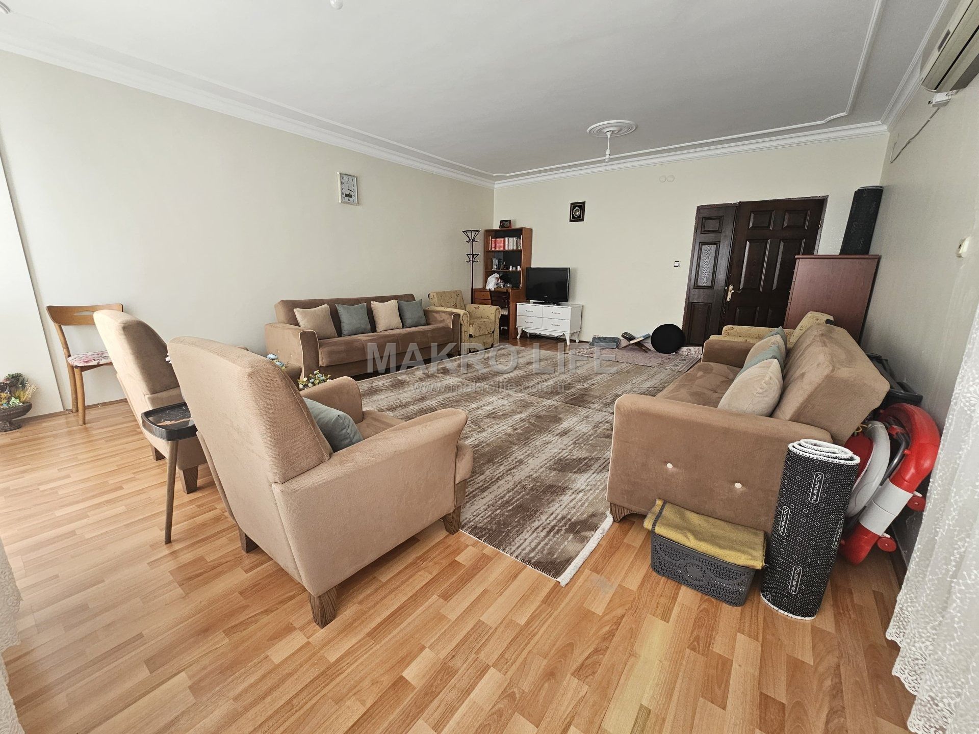 DİCLEKENTİN EN GÜZEL KONUMUNDA SATILIK FUL YAPILI FIRSAT 3+1 DAİRE
