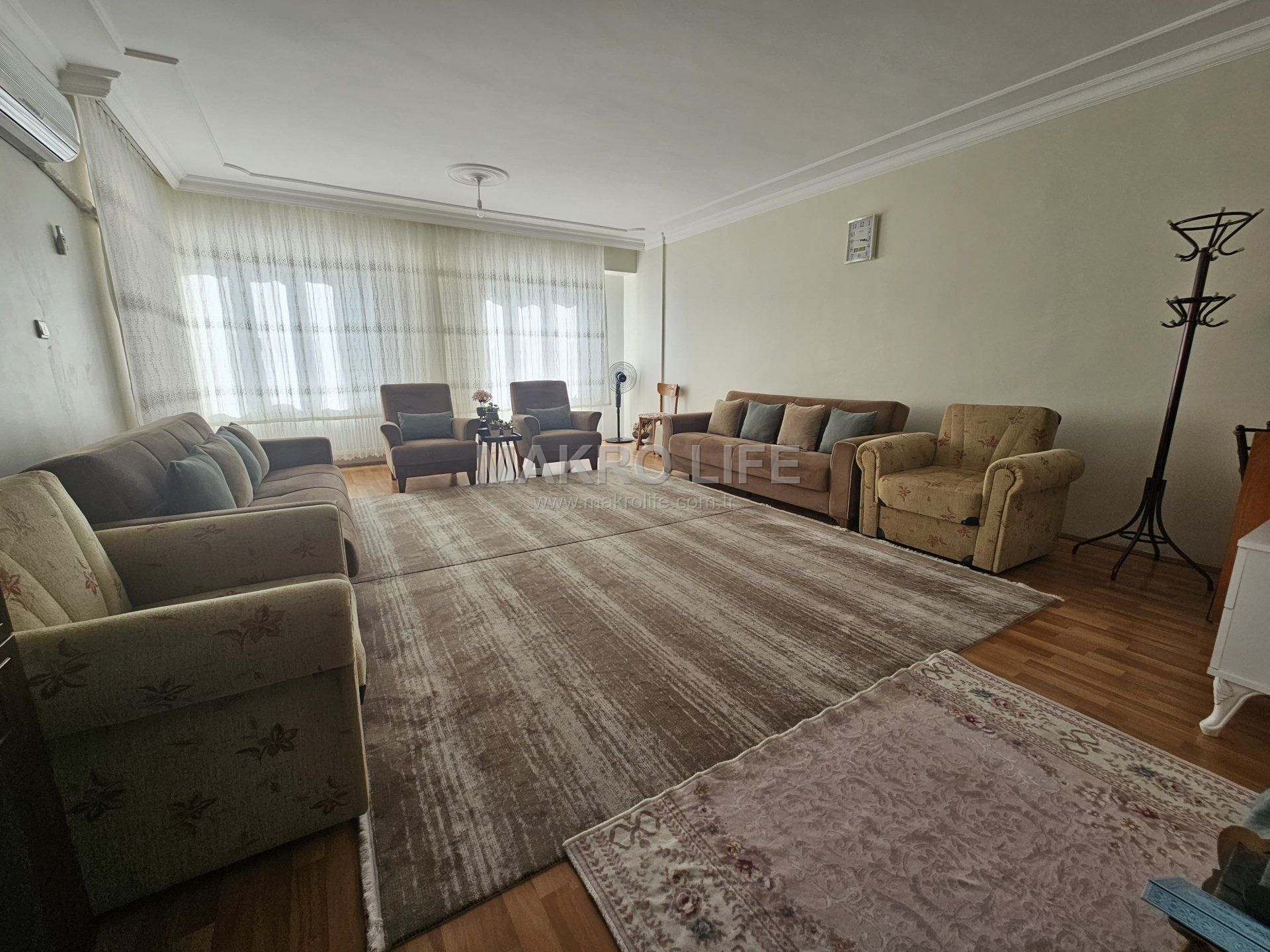 DİCLEKENTİN EN GÜZEL KONUMUNDA SATILIK FUL YAPILI FIRSAT 3+1 DAİRE