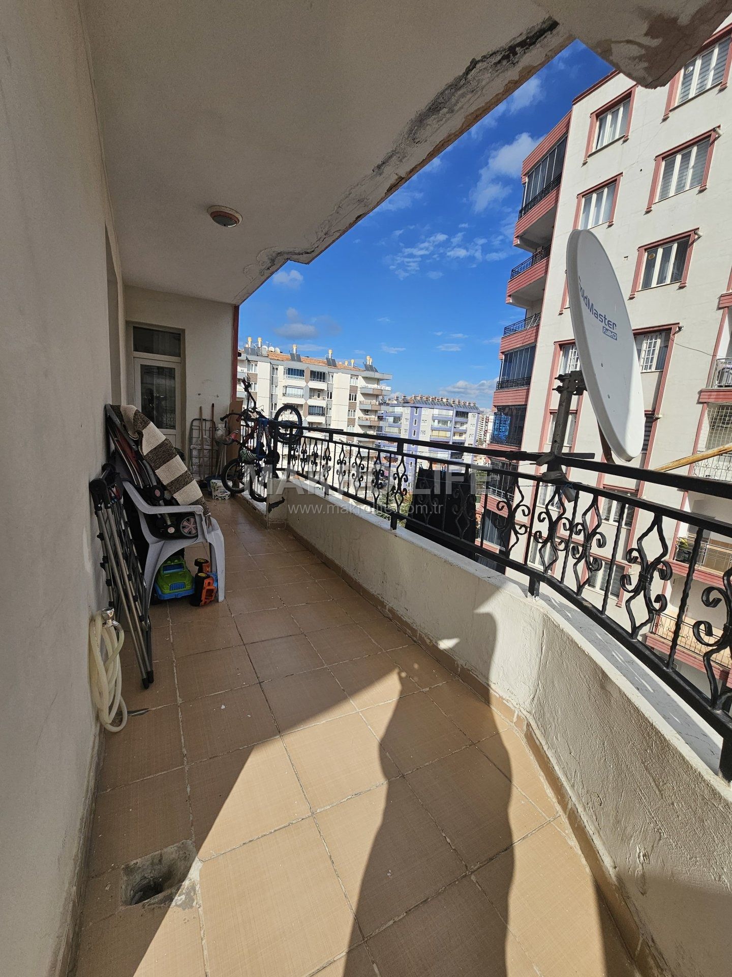 DİCLEKENTİN EN GÜZEL KONUMUNDA SATILIK FUL YAPILI FIRSAT 3+1 DAİRE