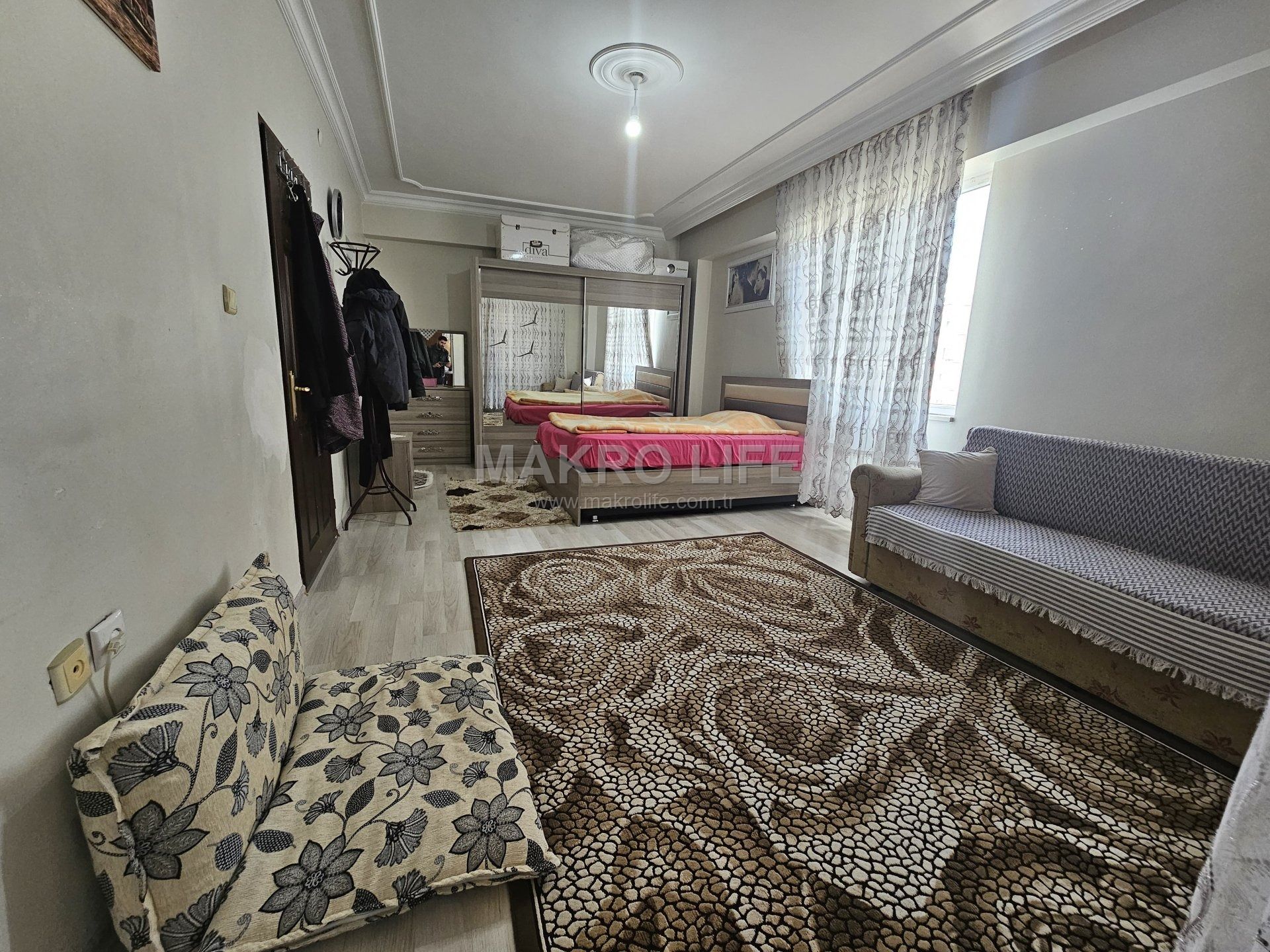 DİCLEKENTİN EN GÜZEL KONUMUNDA SATILIK FUL YAPILI FIRSAT 3+1 DAİRE