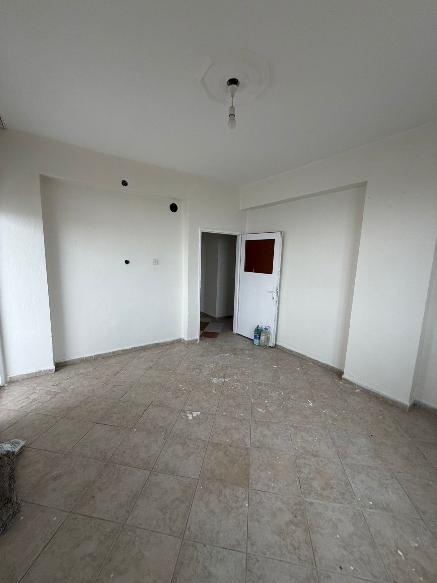 HUZUREVLERİ SON DURAKTA 3+1SATILIK DAİRE