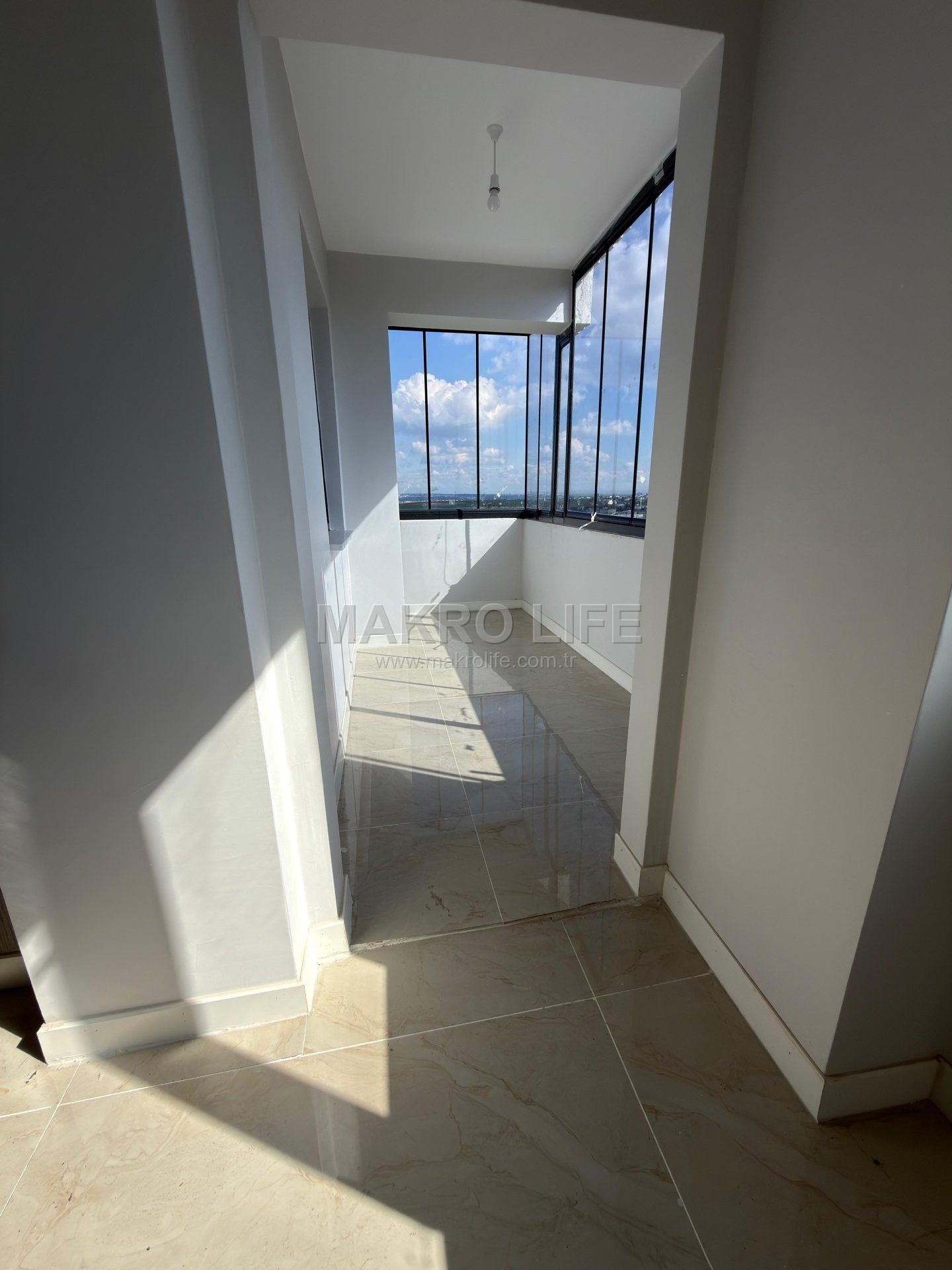 FABRİKA MAHALLESİNDE SATILIK MUHTEŞEM FIRSAT 2+1 DAİRE