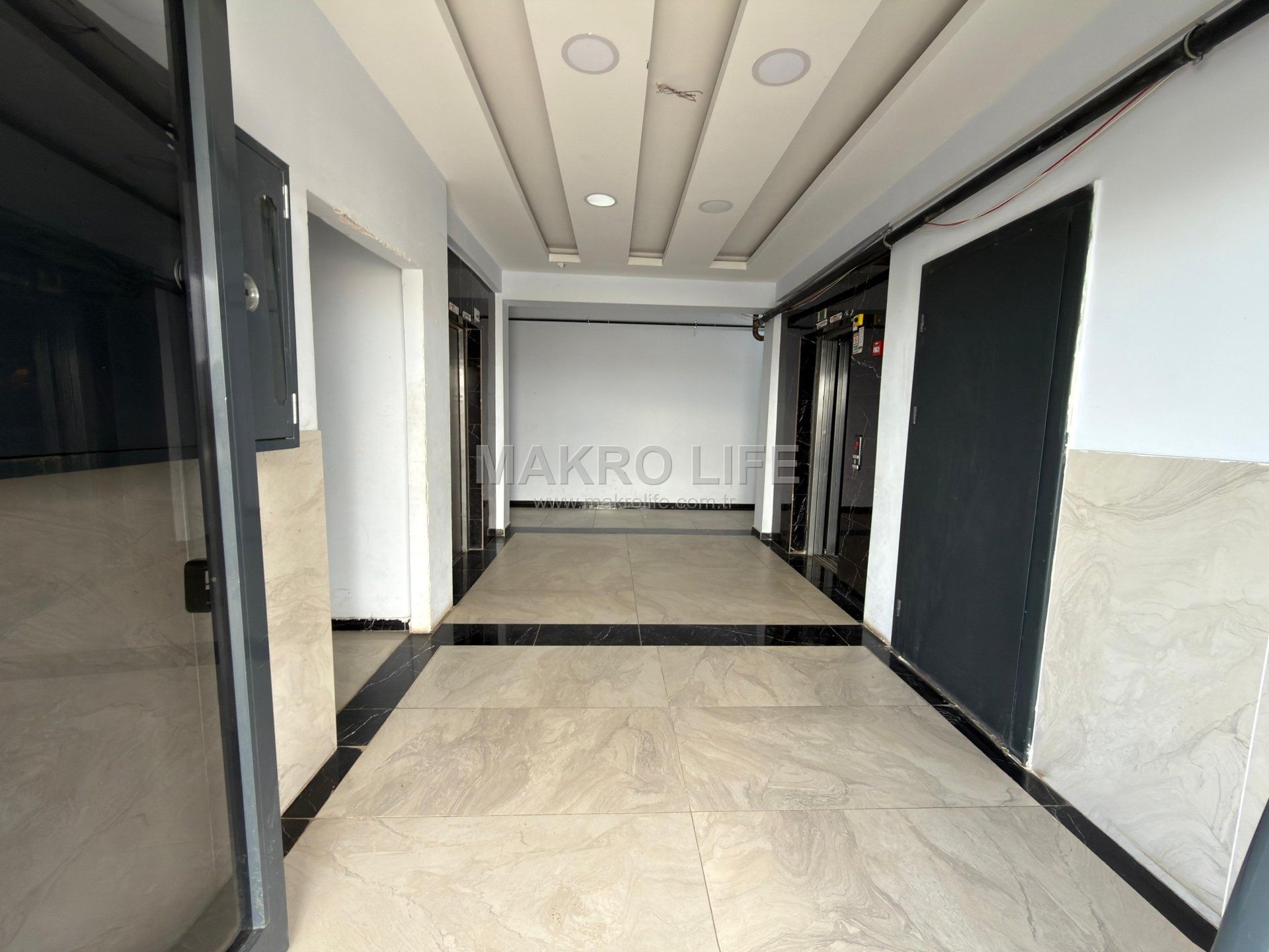 FABRİKA MAHALLESİNDE SATILIK MUHTEŞEM FIRSAT 2+1 DAİRE