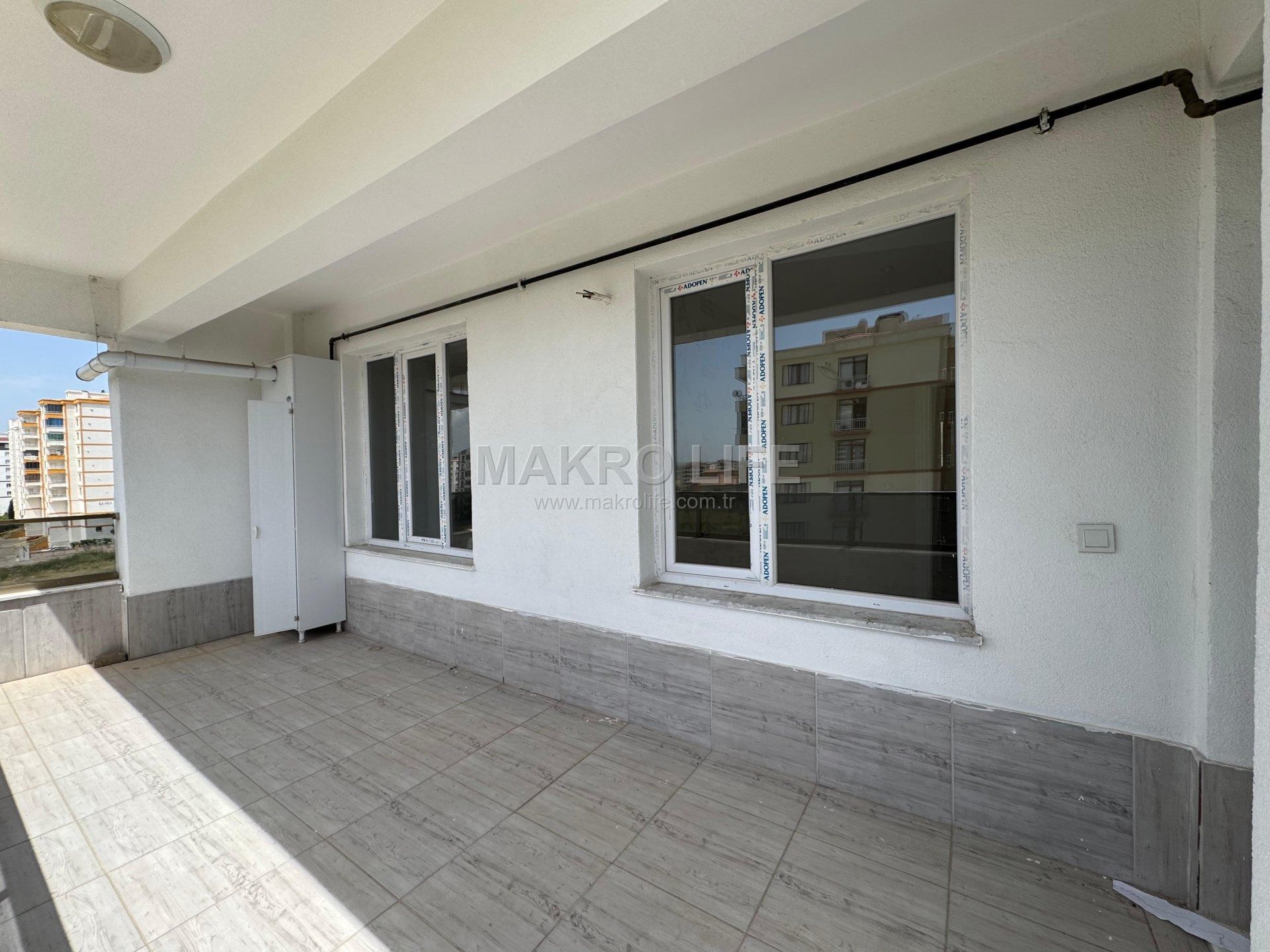 URFA YOLU ÜZERİNDE 3+1 BOŞ TAŞINMAYA HAZIR DAİRE
