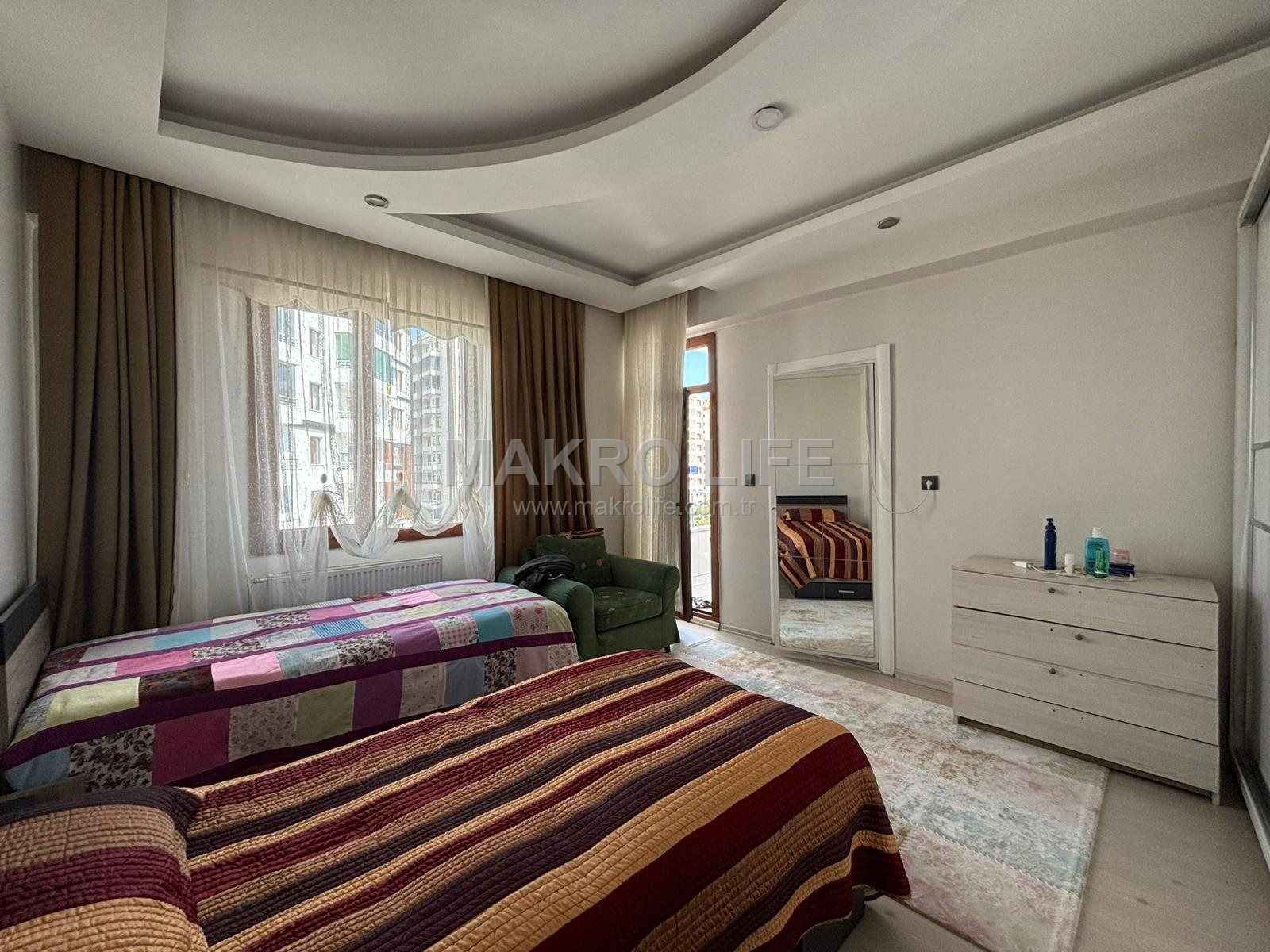 75 CADDE ÜZERİ 4+1 SATILIK FIRSAT DAİRE