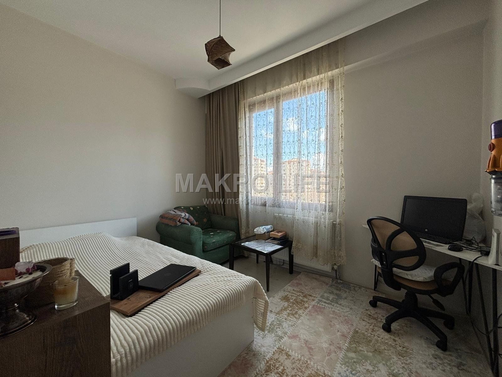 75 CADDE ÜZERİ 4+1 SATILIK FIRSAT DAİRE