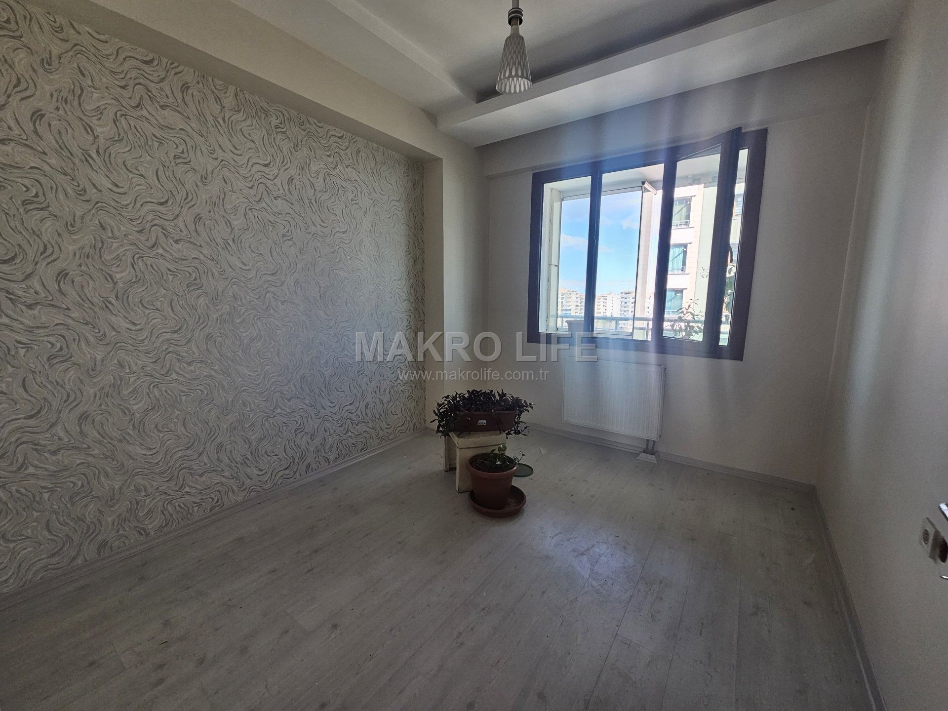 LUNAPARK KARŞISI ACİL SATILIK FIRSAT 4+1 DAİRE