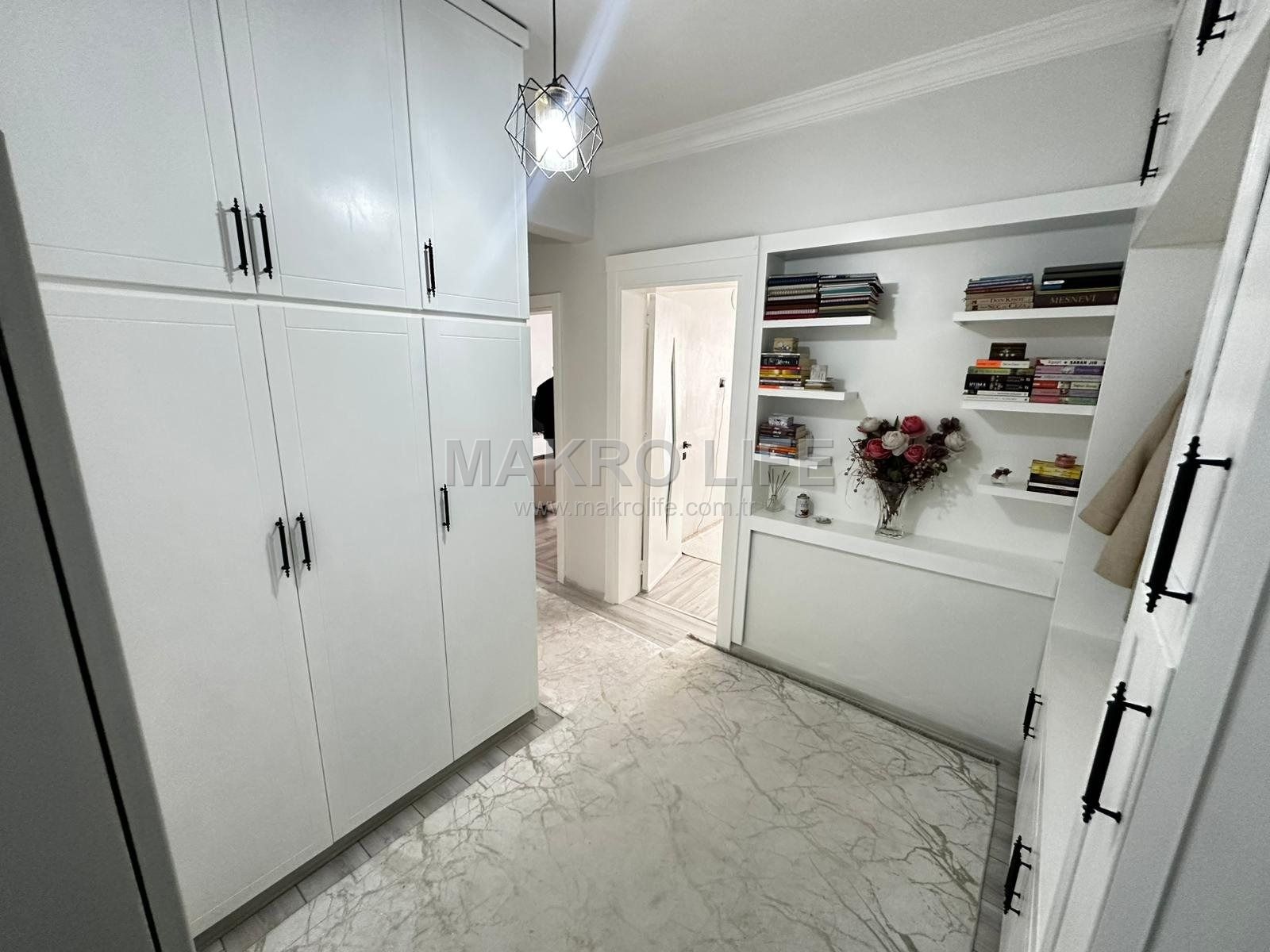 HUZUREVLERİNDE BAKIMLI 2+1 DAİRE
