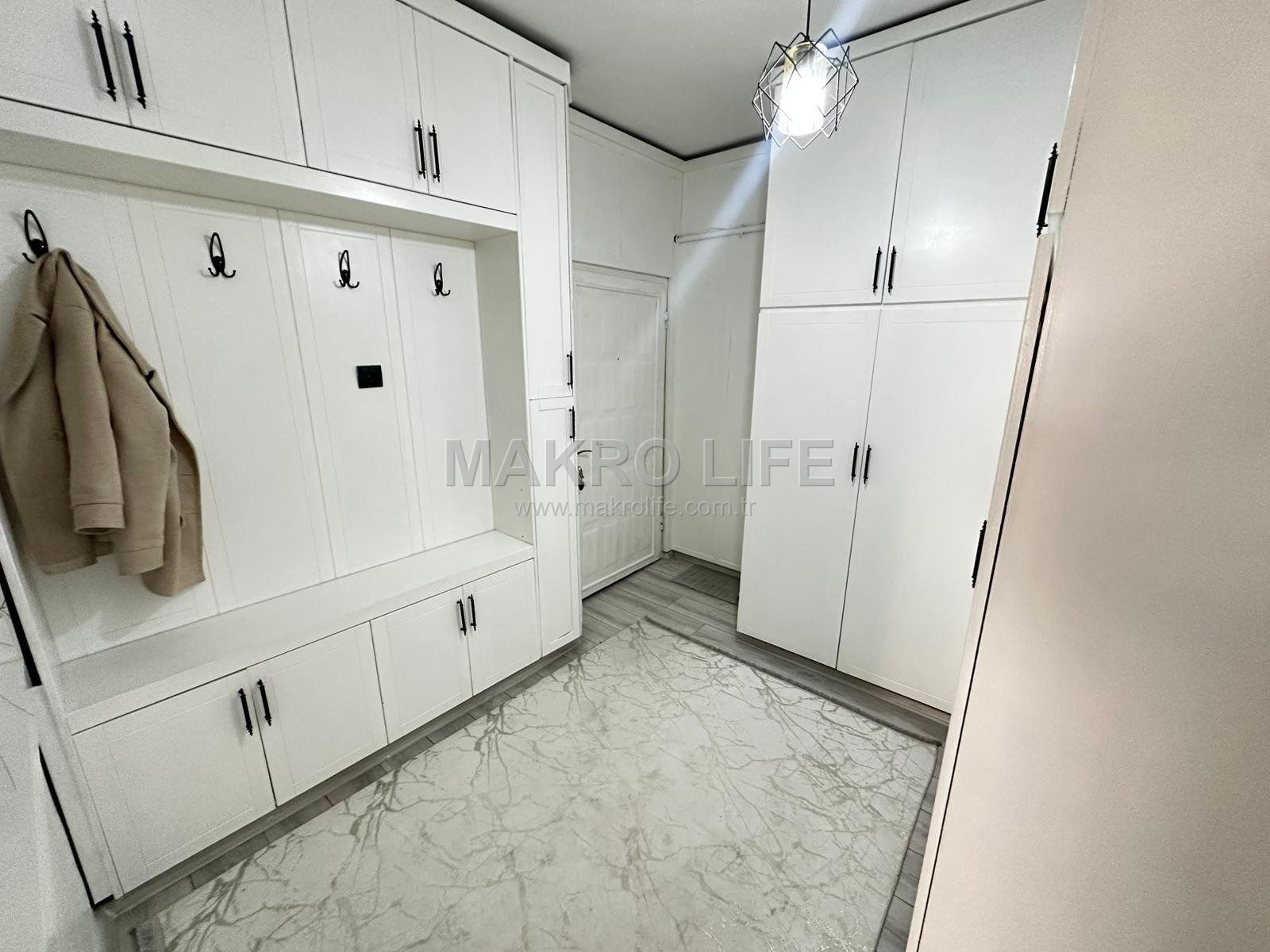 HUZUREVLERİNDE BAKIMLI 2+1 DAİRE