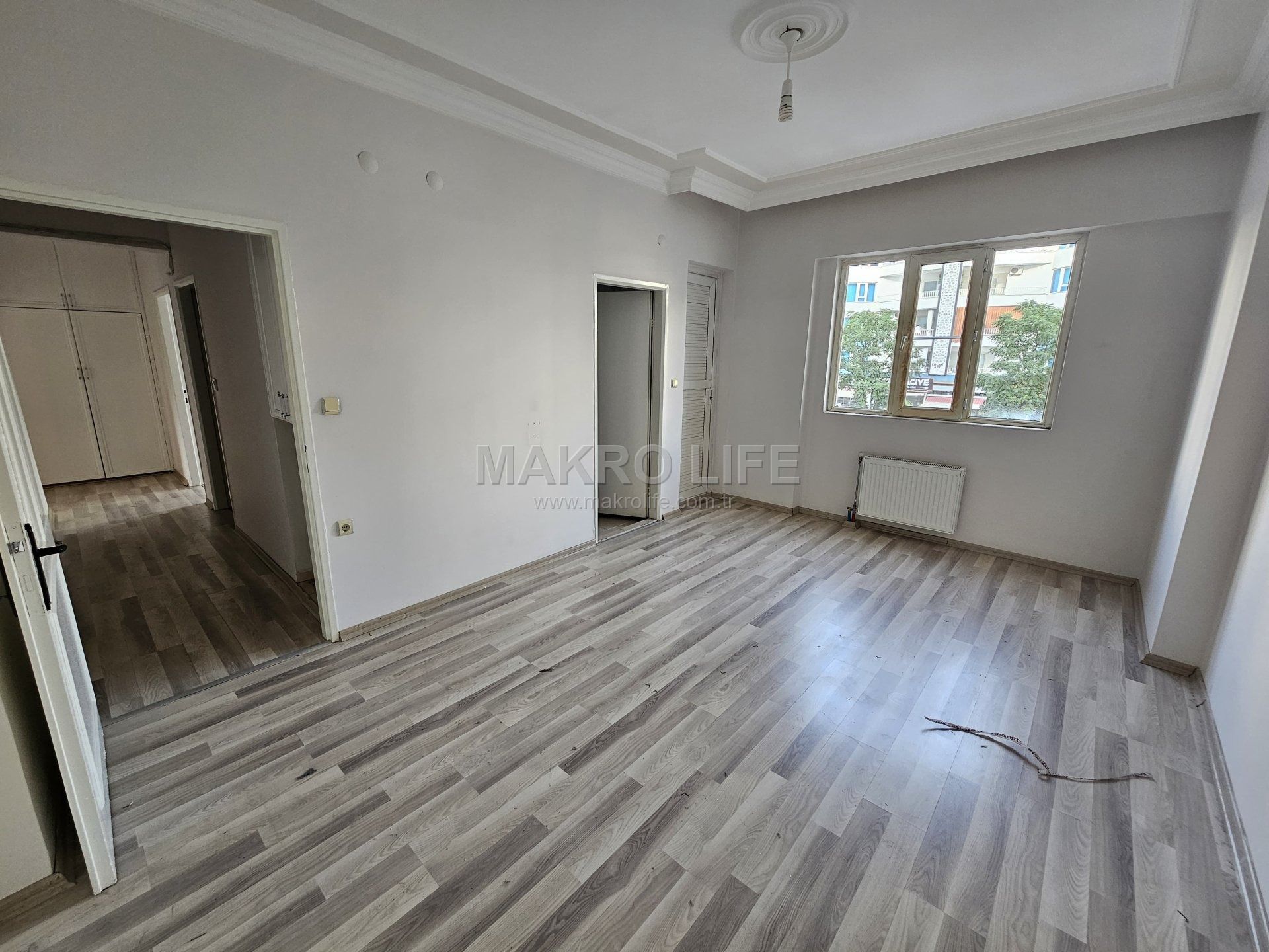 METROPOL 1 SİTESİNDE ACİL SATILIK FIRSAT 3+1 DAİRE
