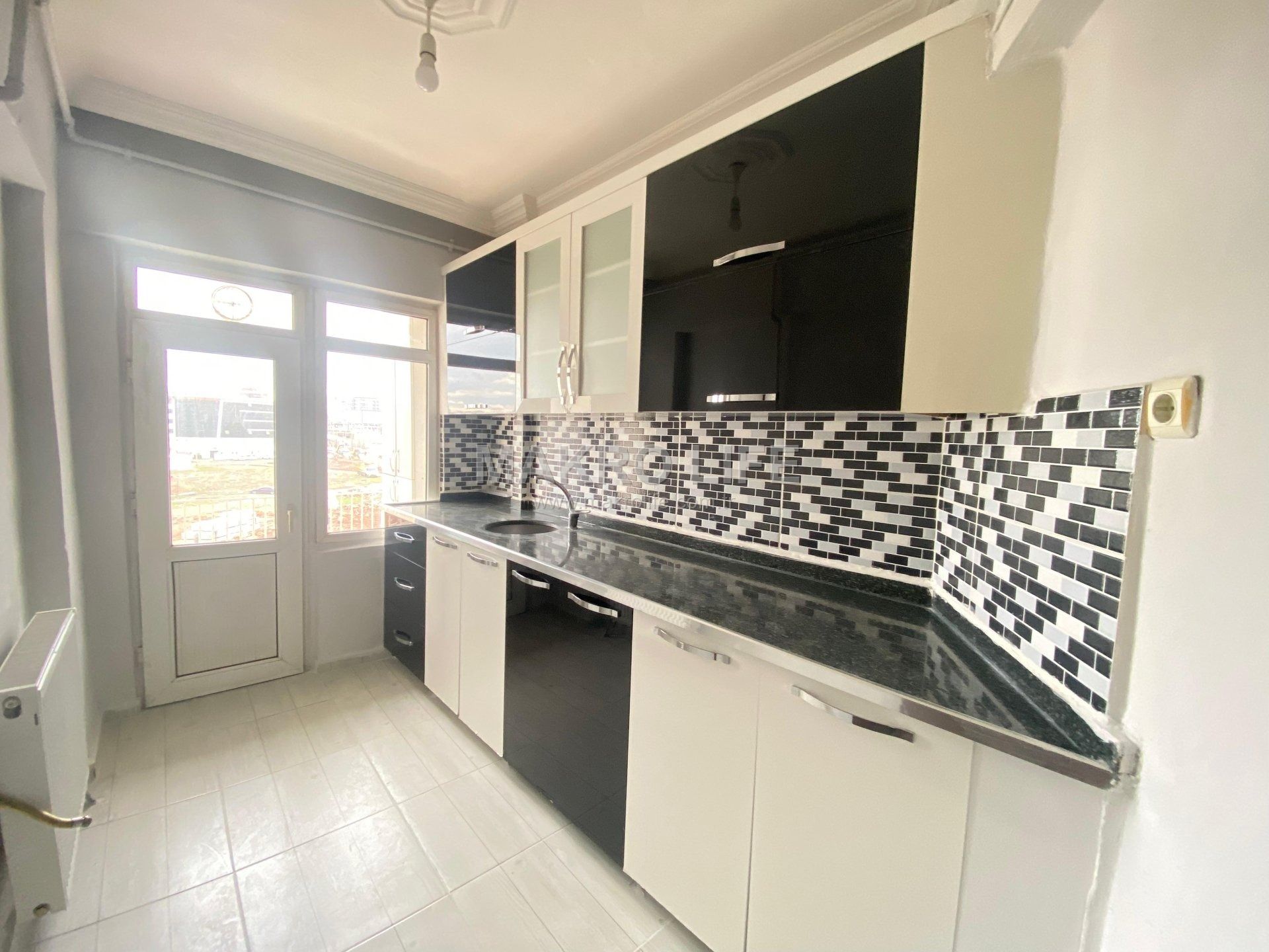 KANTAR KAVŞAĞINDA 3+1 BAKIMLI SATILIK DAİRE
