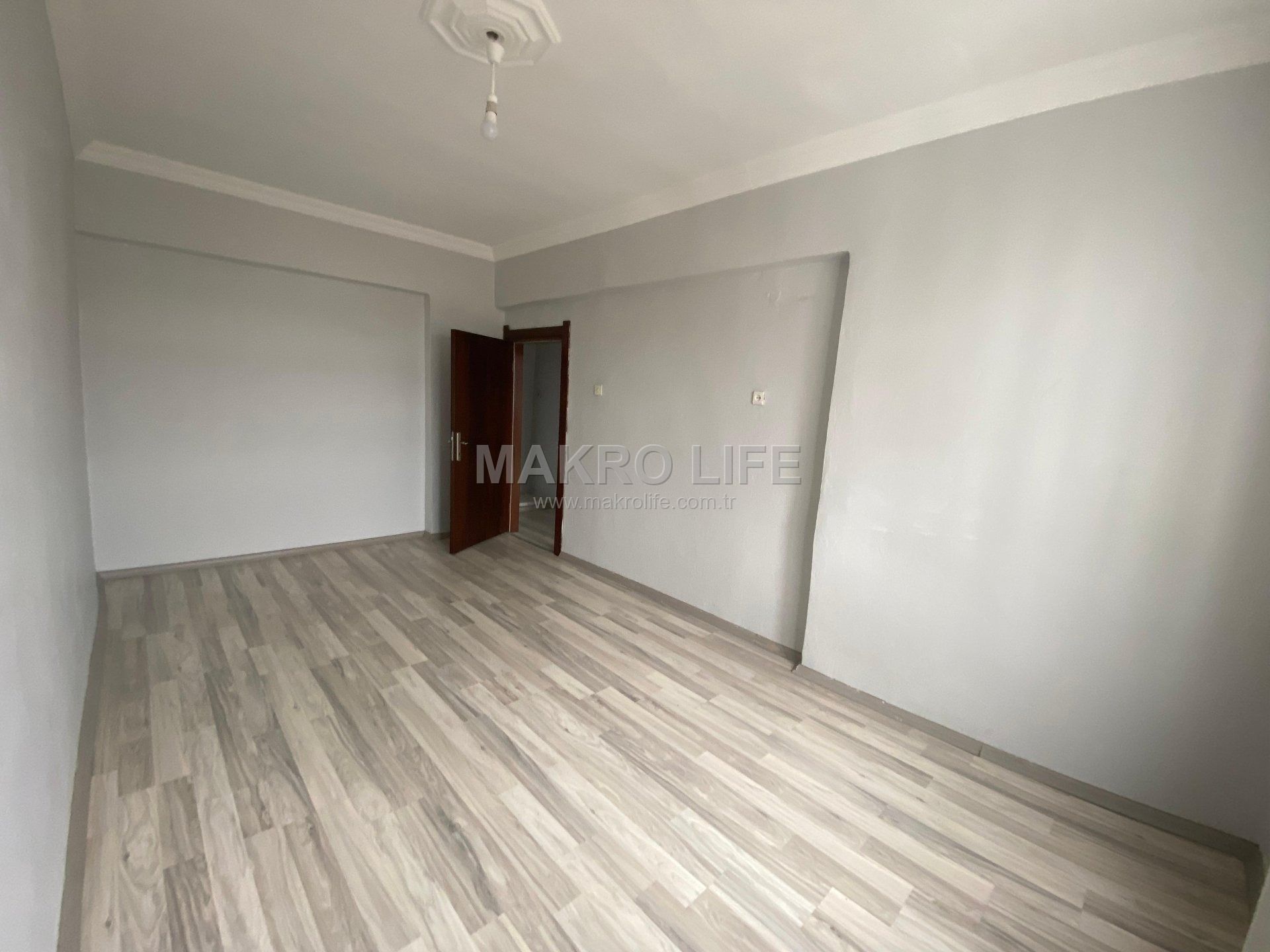 KANTAR KAVŞAĞINDA 3+1 BAKIMLI SATILIK DAİRE