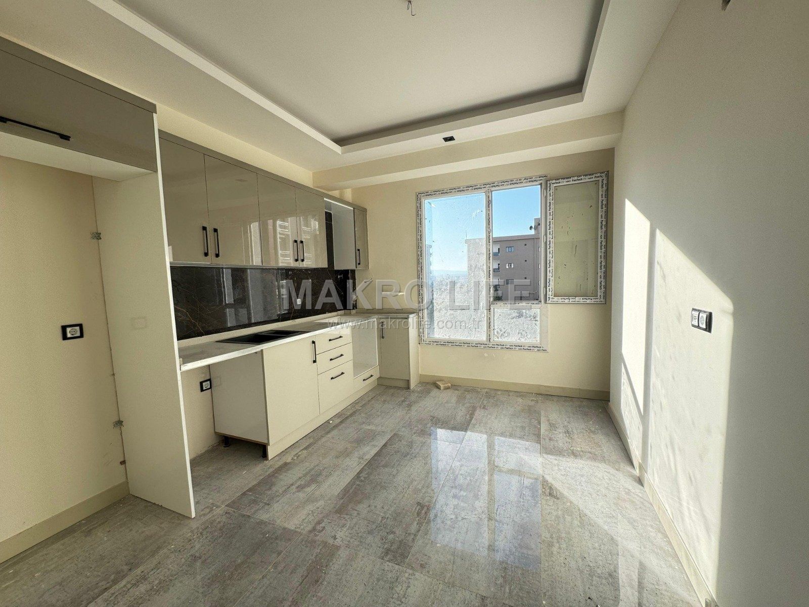 URFA YOLU ÜZERİNDE MEDA AMAZON KİRALIK 2+1 DAİRE