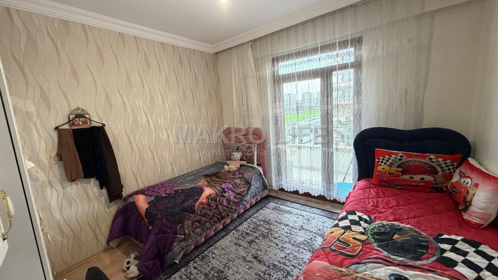 ÜÇKUYULARDA SİTELİ YAPILI 3+1 SATILIK DAİRE